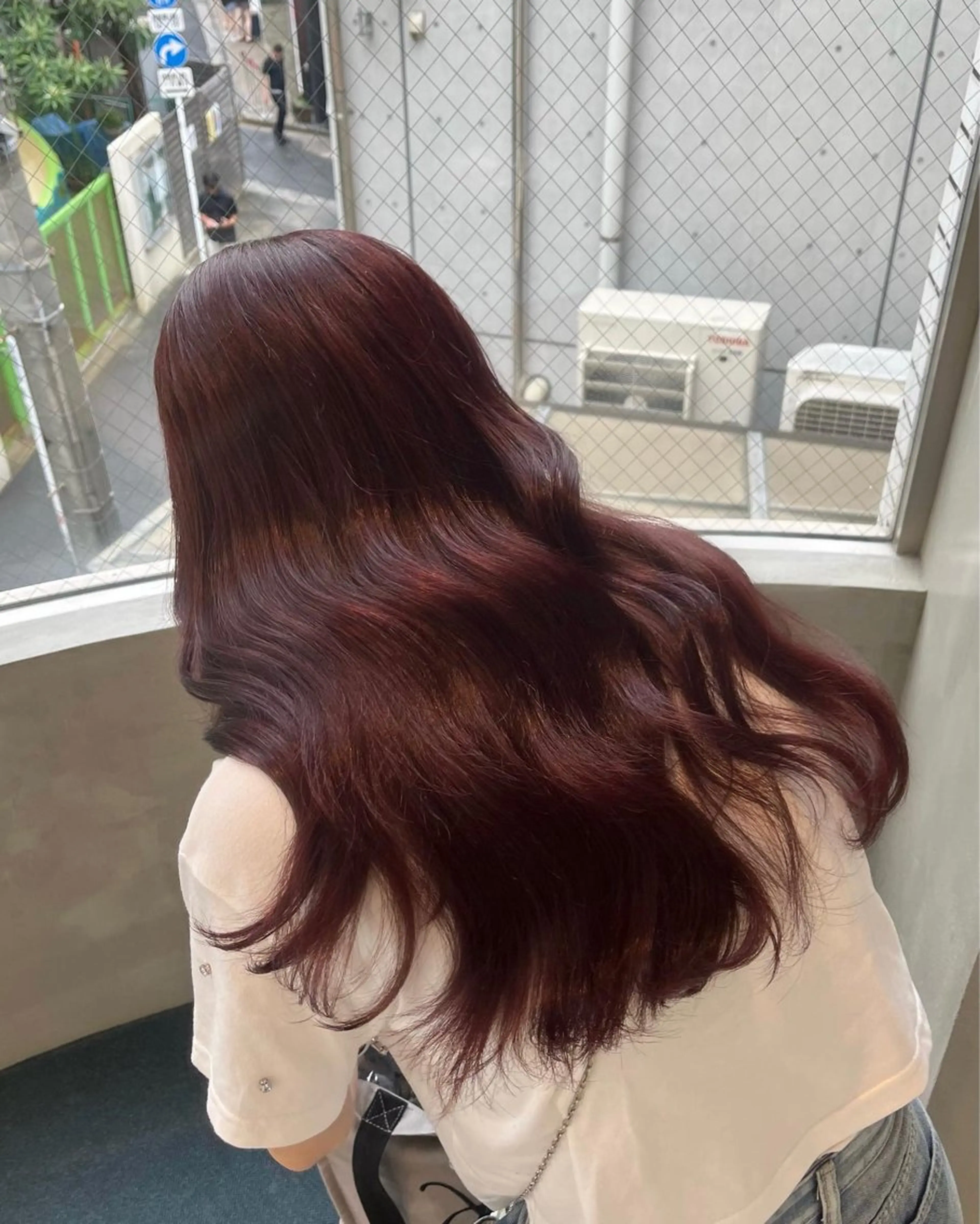 ロング カラー レッドカラー ayaka♡ 柔らかカラーのヘアスタイル