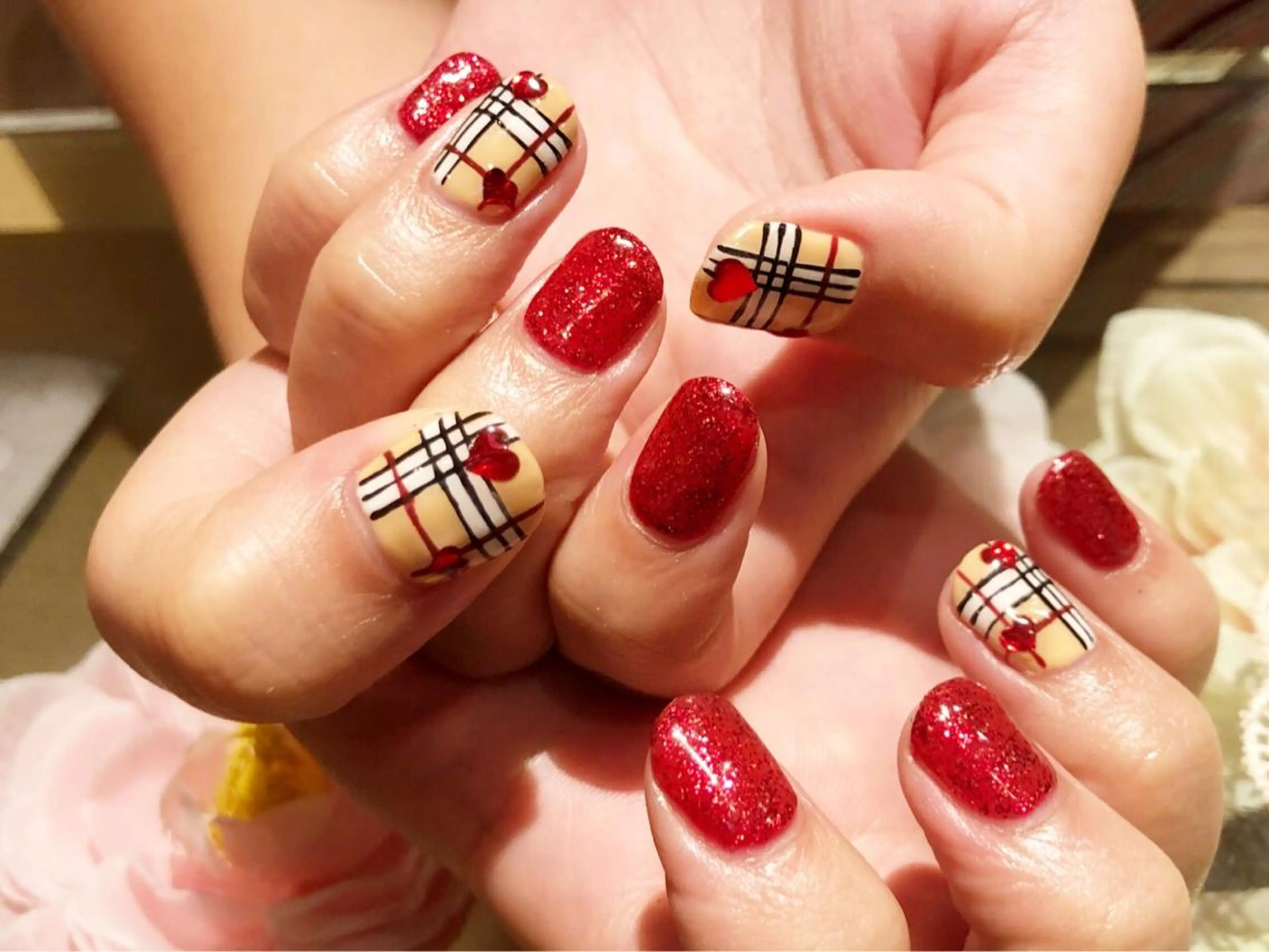 ネイル ラメ(グリッター) 赤色 jamspark ✨のネイルデザイン