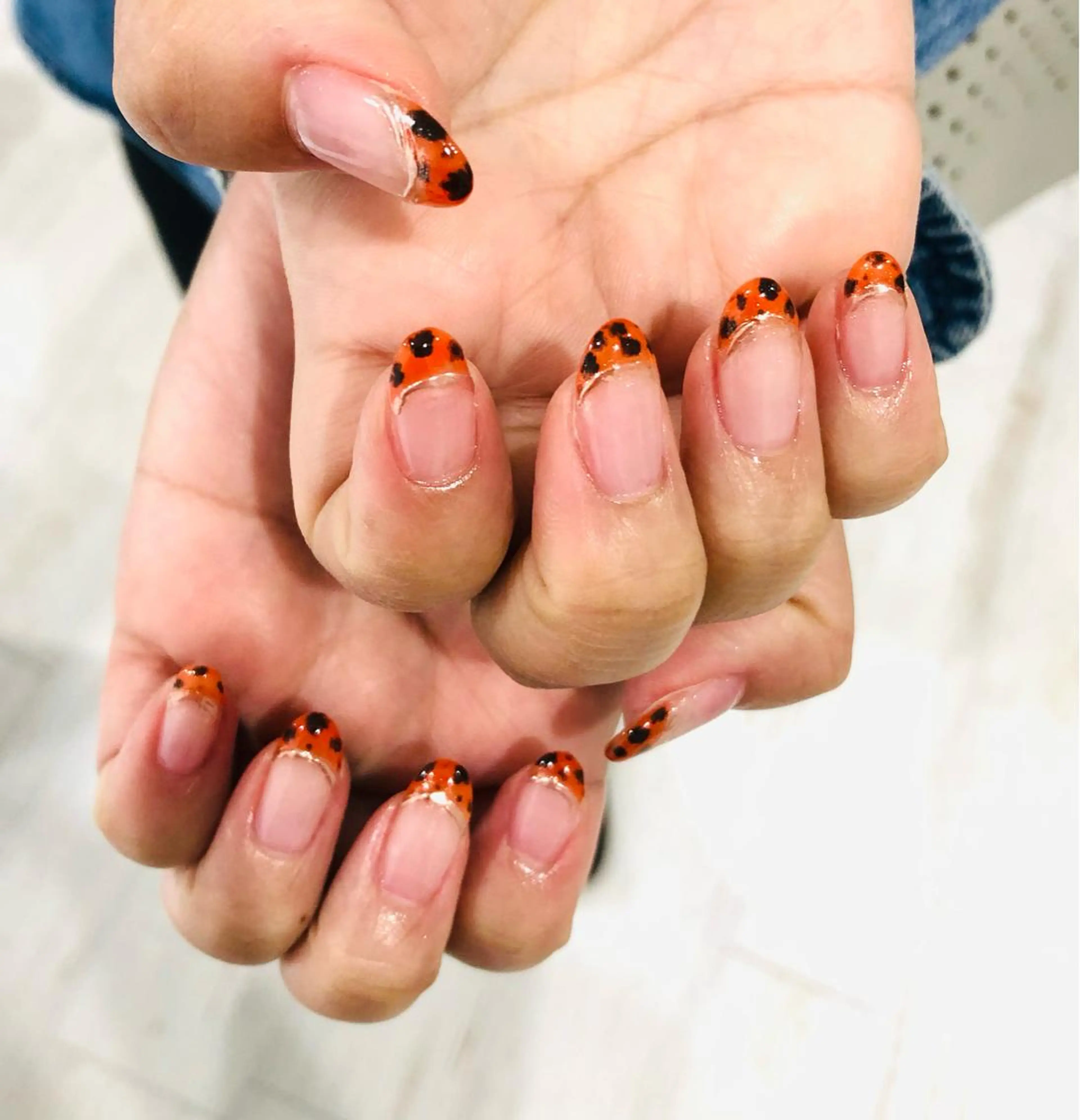 ネイル アニマル柄 フレンチネイル ミラーネイル Ｈ3（エイチスリー）所属・H3 hitoのネイルデザイン