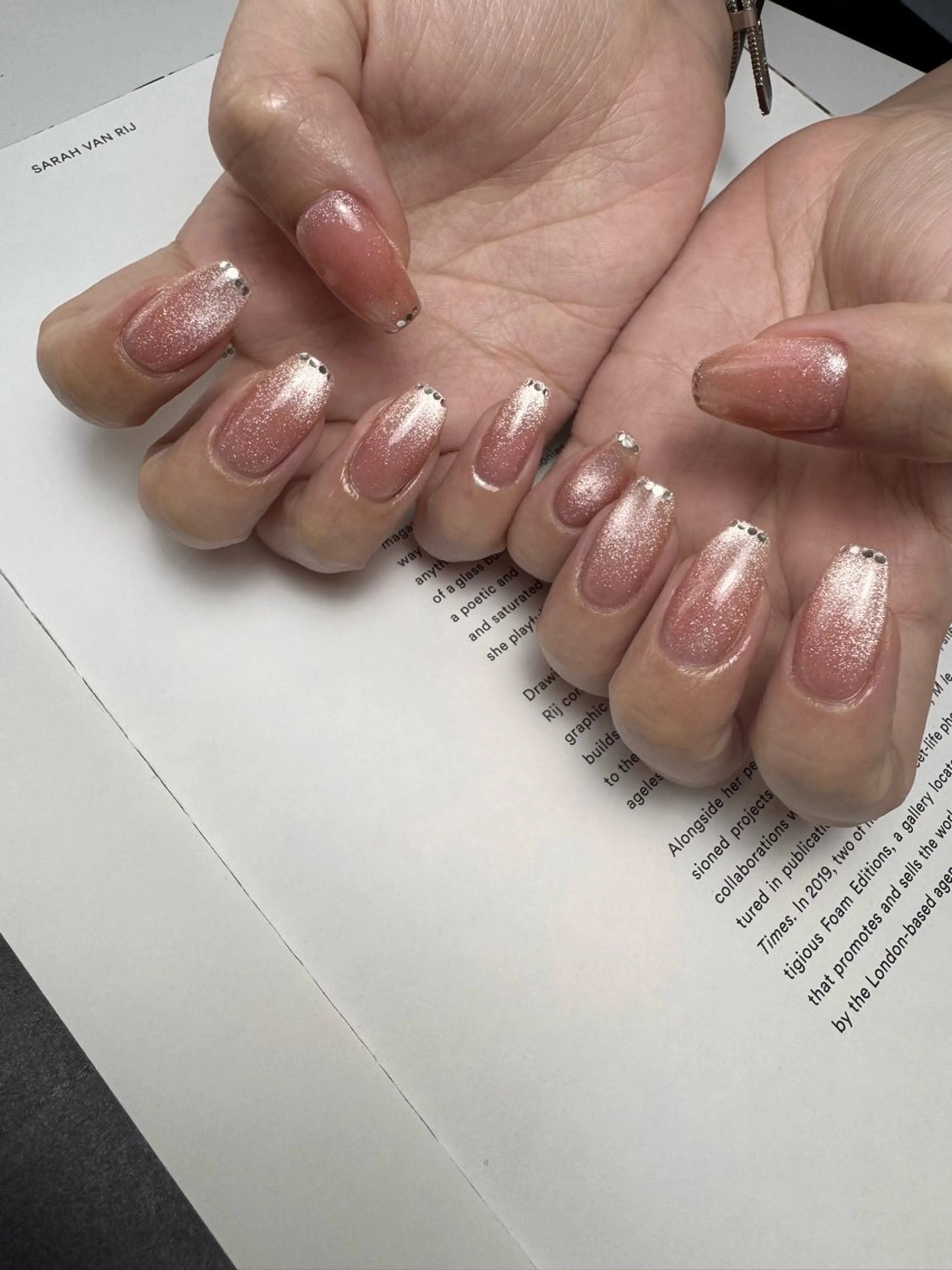 ネイル マグネットネイル ハンドネイル 白日-hakubi nail-のネイルデザイン