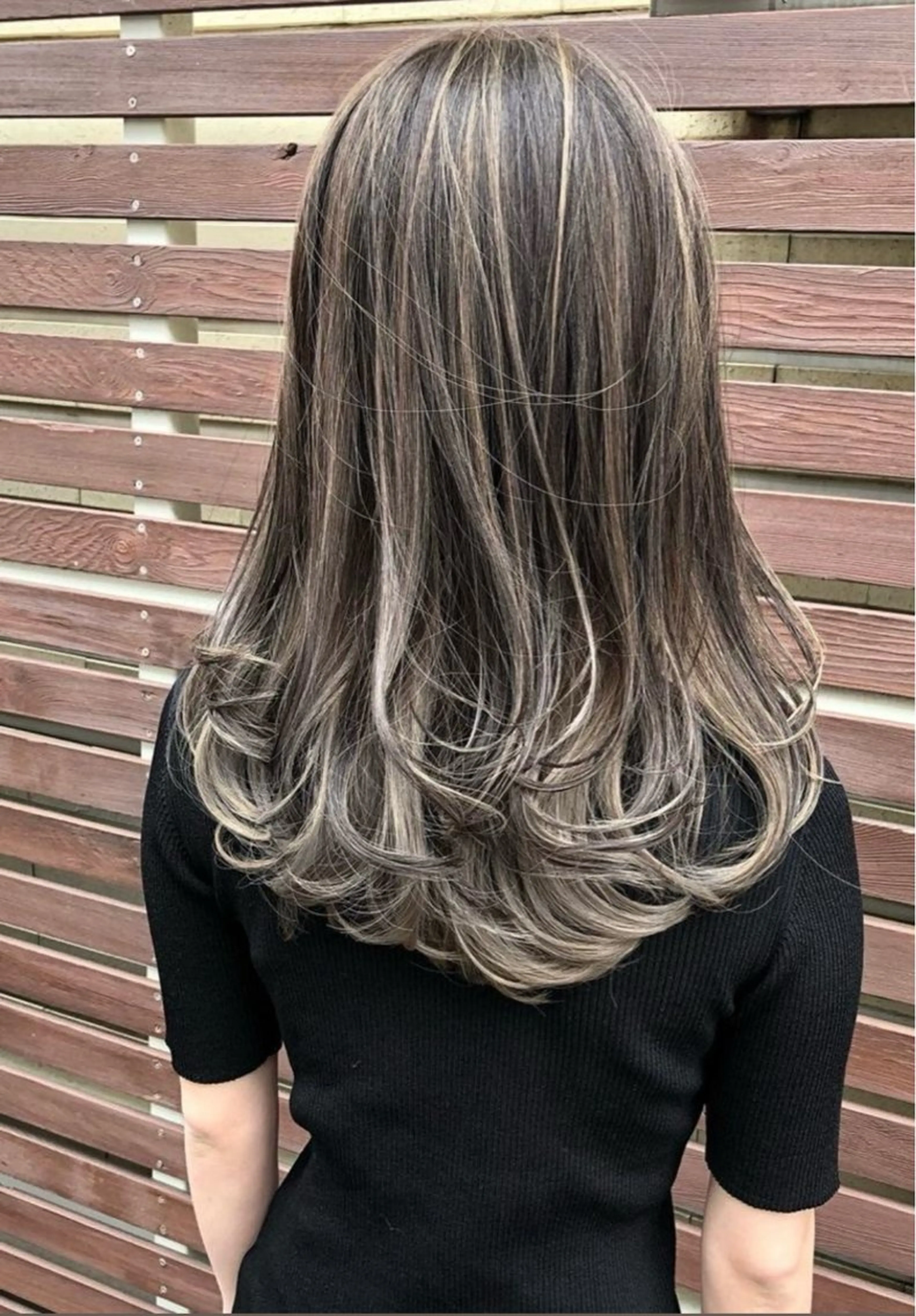 セミロング カット ヘアカラー hoNua. 栄/透明感カラーのヘアスタイル