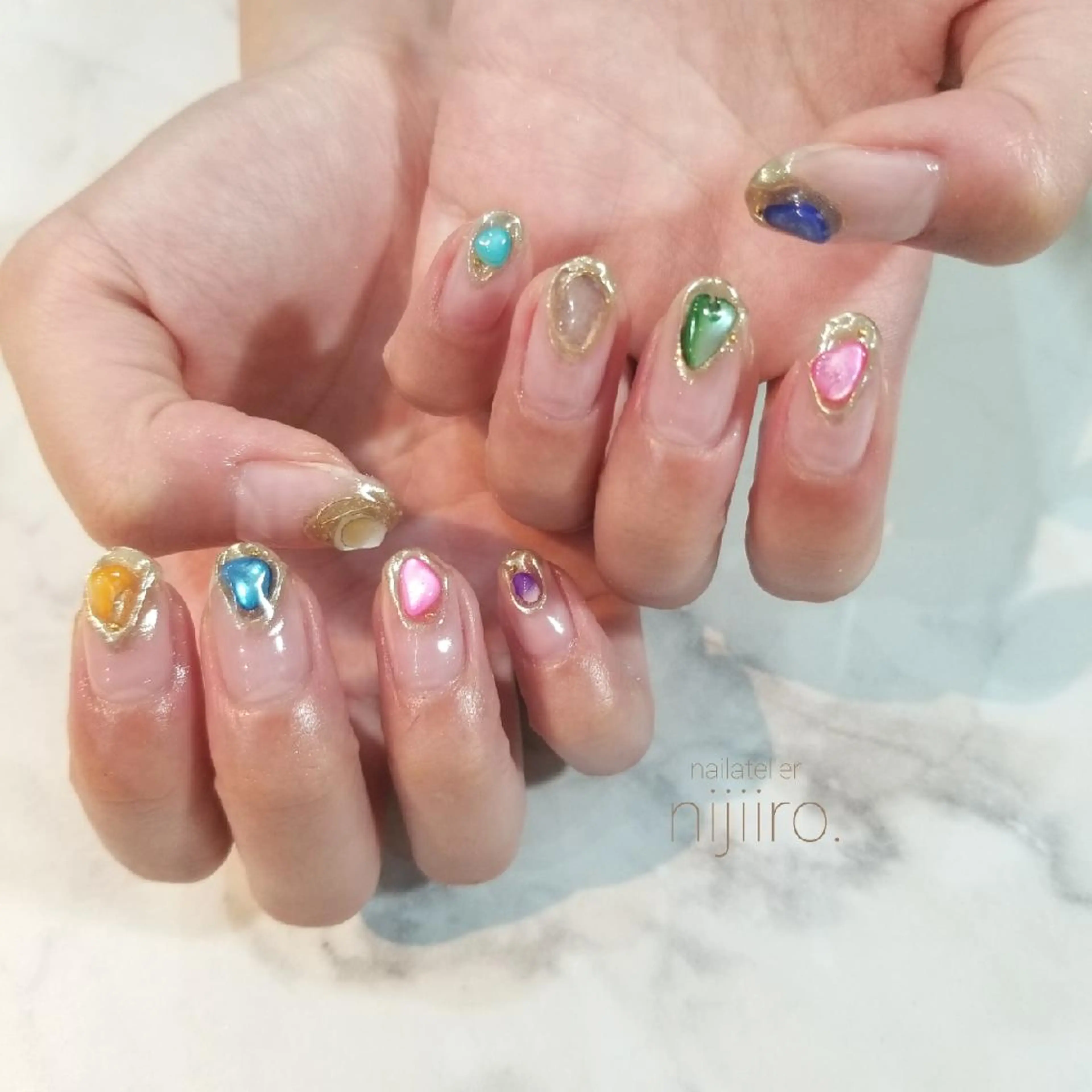 ネイル ミラーネイル ハンドネイル nailatelier nijiiro.所属・nijiiro🌈 サトウのネイルデザイン