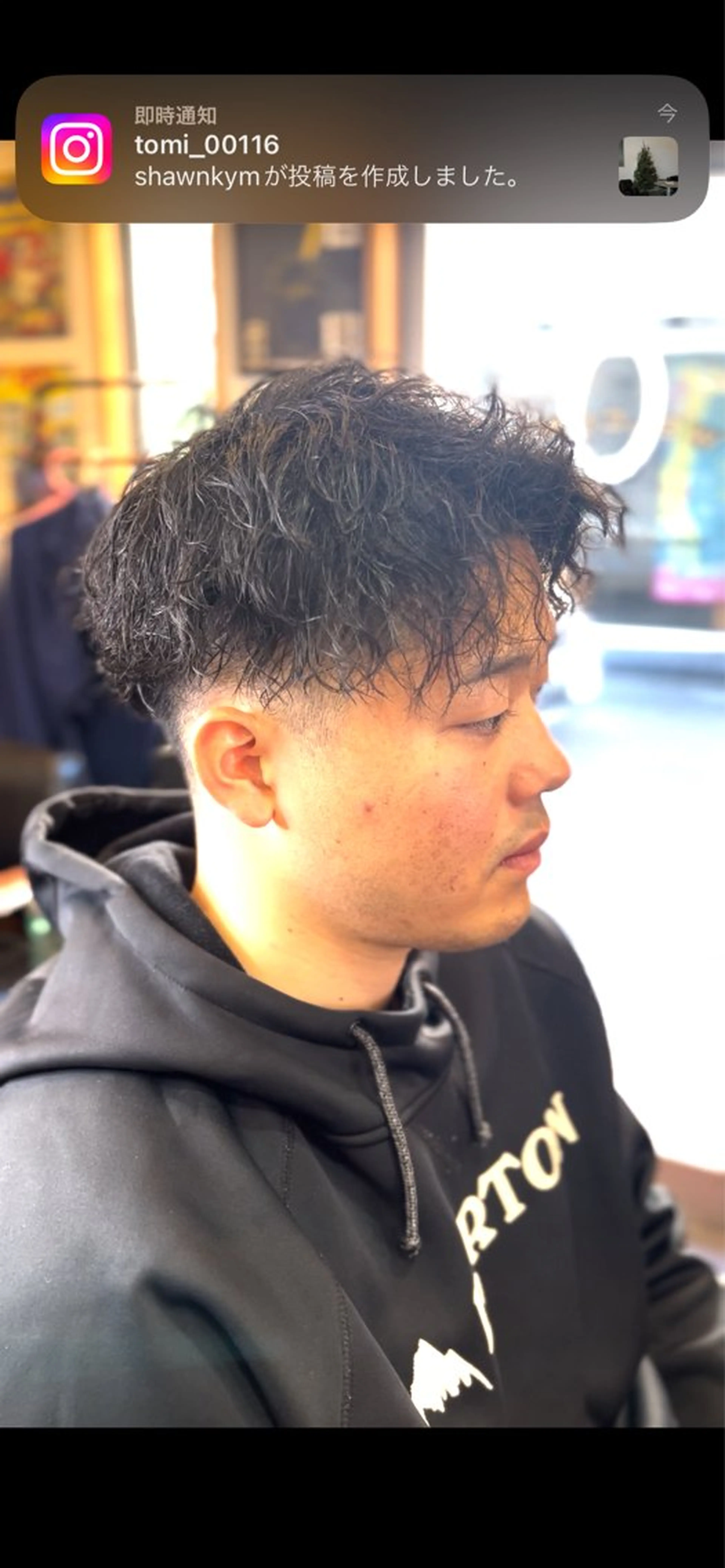 ショート soen所属・⚡メンズパーマフ ェードカットTomyのヘアスタイル