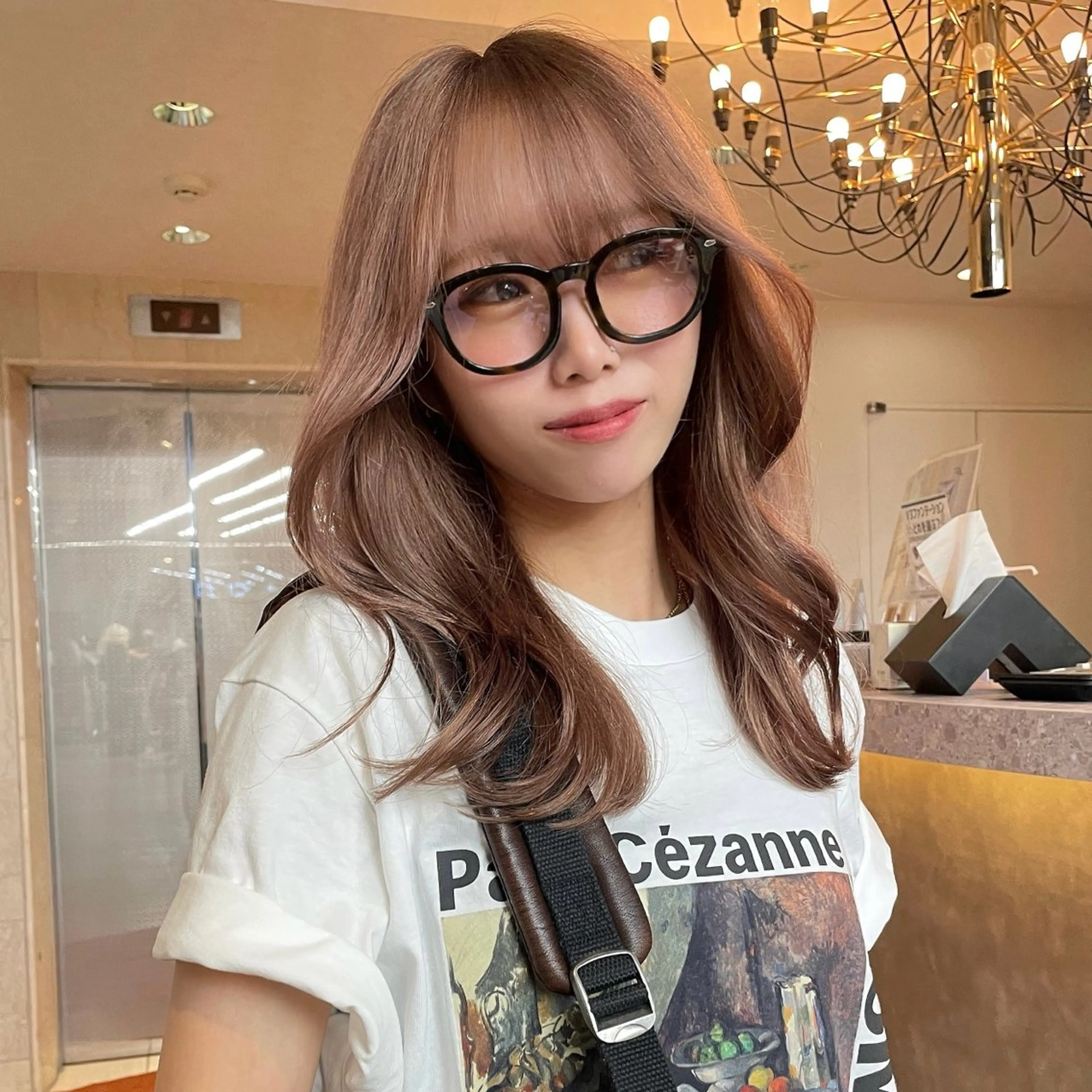 ロング カラー カット ヘアカラー トリートメント 透明感/ベージュ/ 艶髪/ボブ🫧門脇由のヘアスタイル