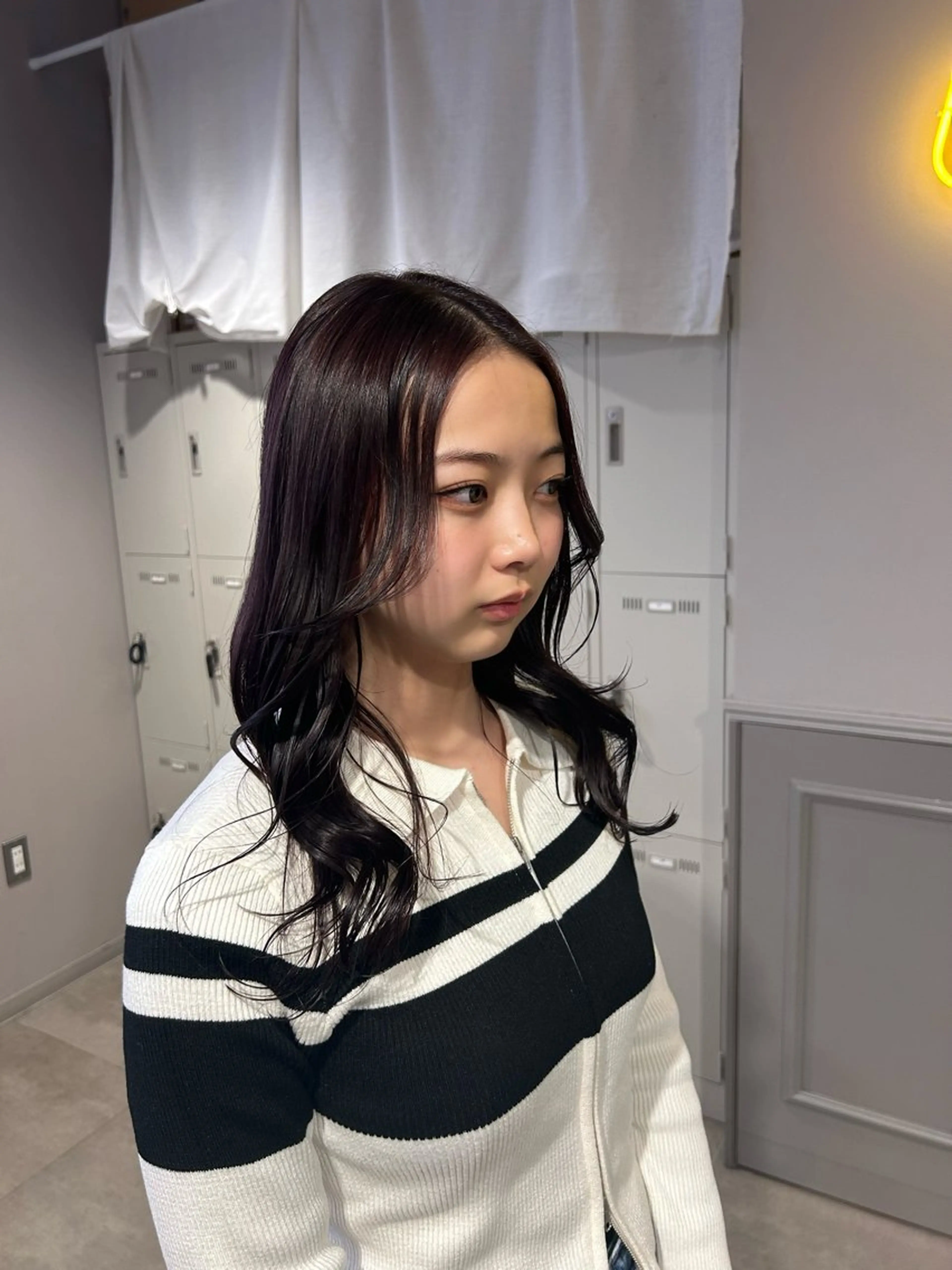 セミロング カラー パーマ ヘアアレンジ メンズ キッズ カット ヘアカラー トリートメント ヘアセット ブリーチなしカラー/ ブラウン/レイヤーのヘアスタイル