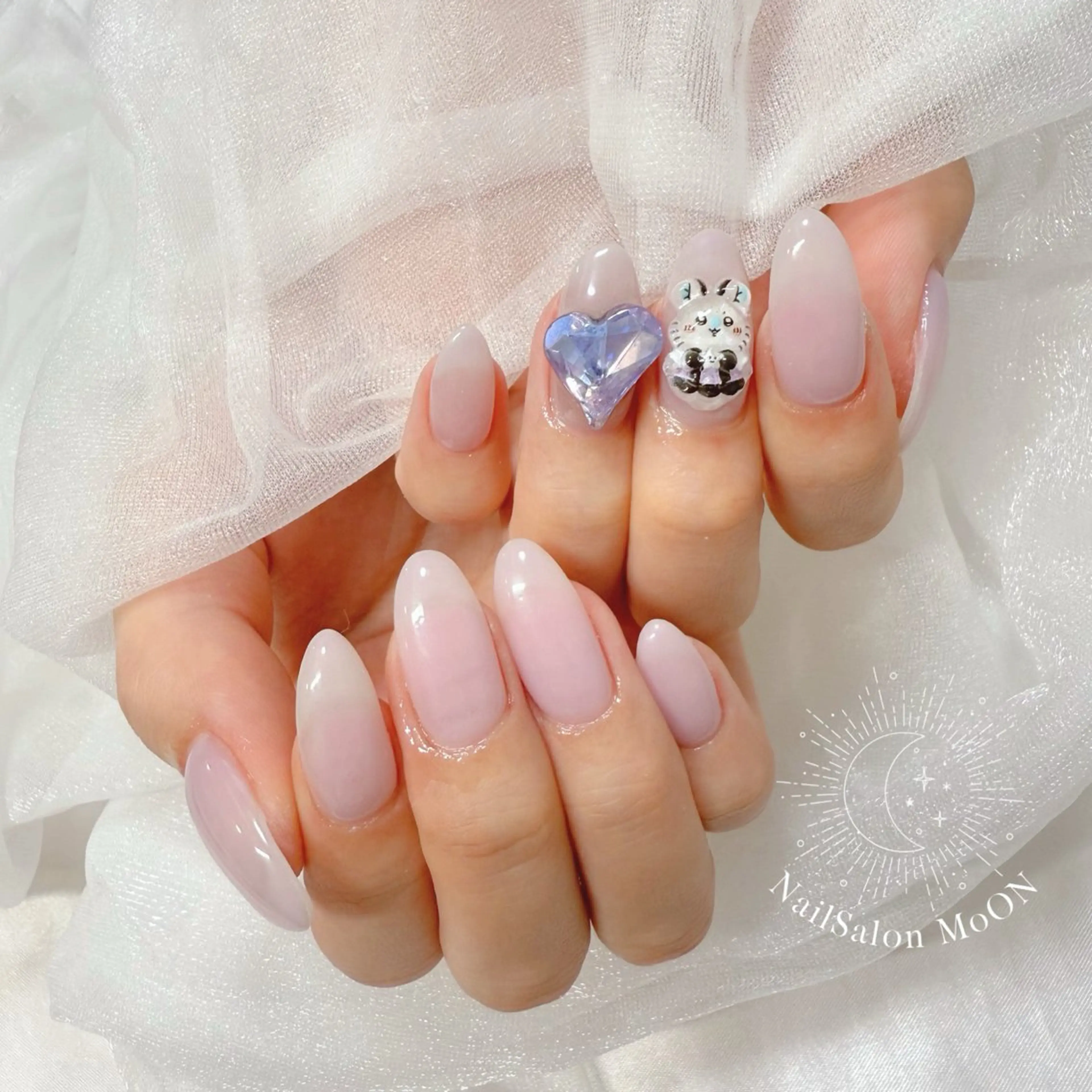 ネイル ハンドネイル ハンドケア MoON...❤︎ MeGuのネイルデザイン