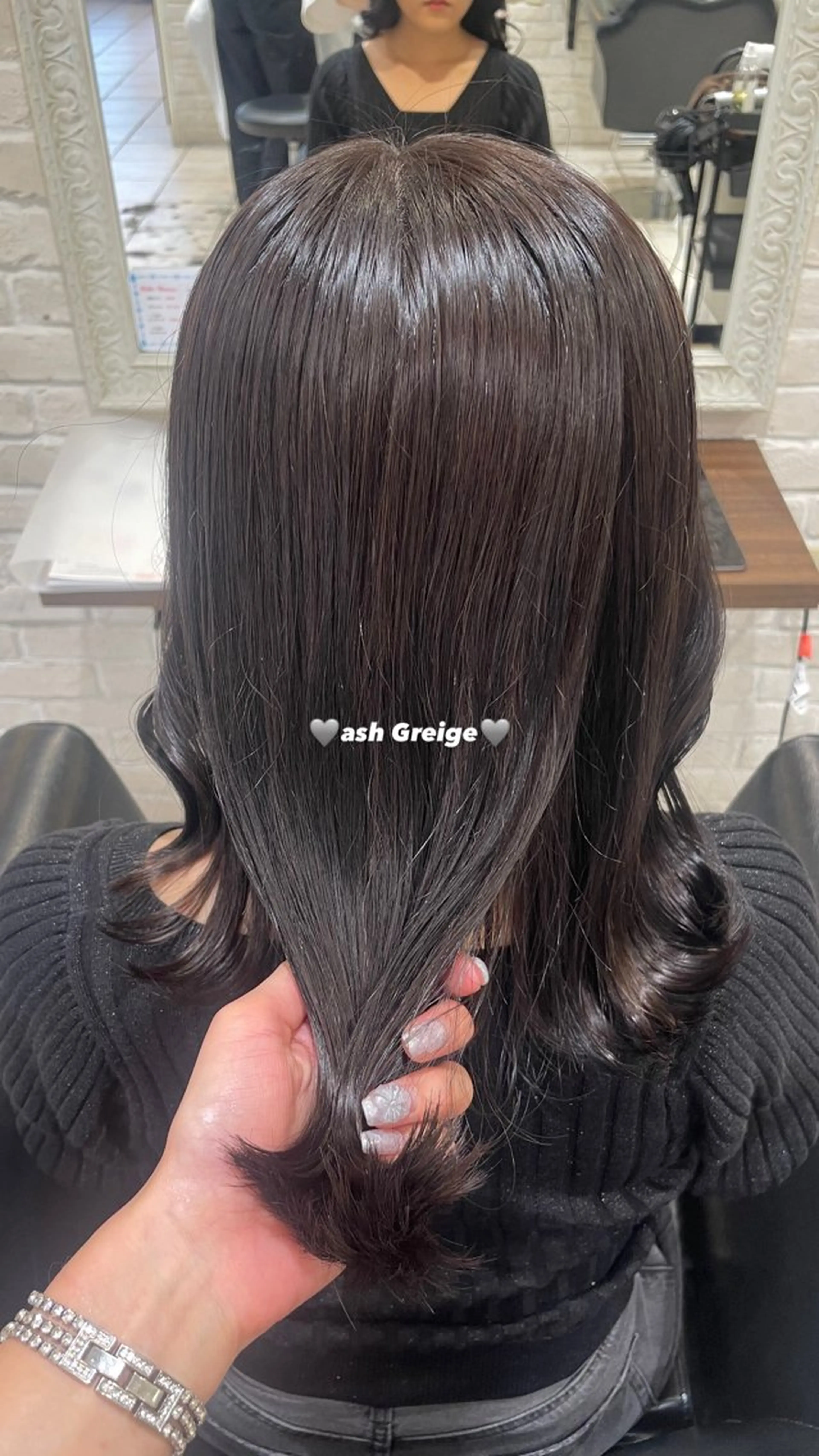 カラー 🩵RIKO🩵 透明感カラー🫧のヘアスタイル