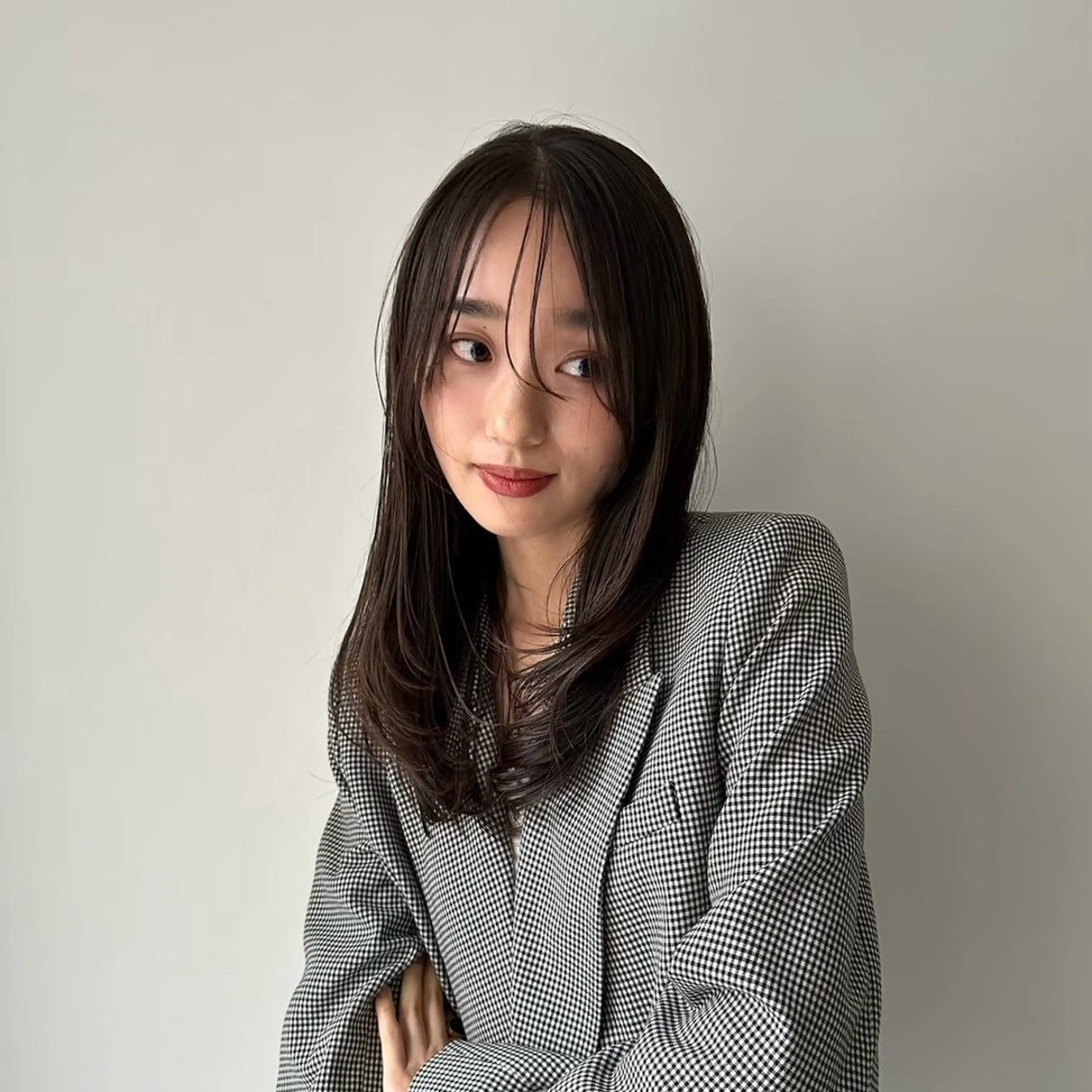 ロング レイヤーカット カット saya 🧸 カット/縮毛矯正のヘアスタイル