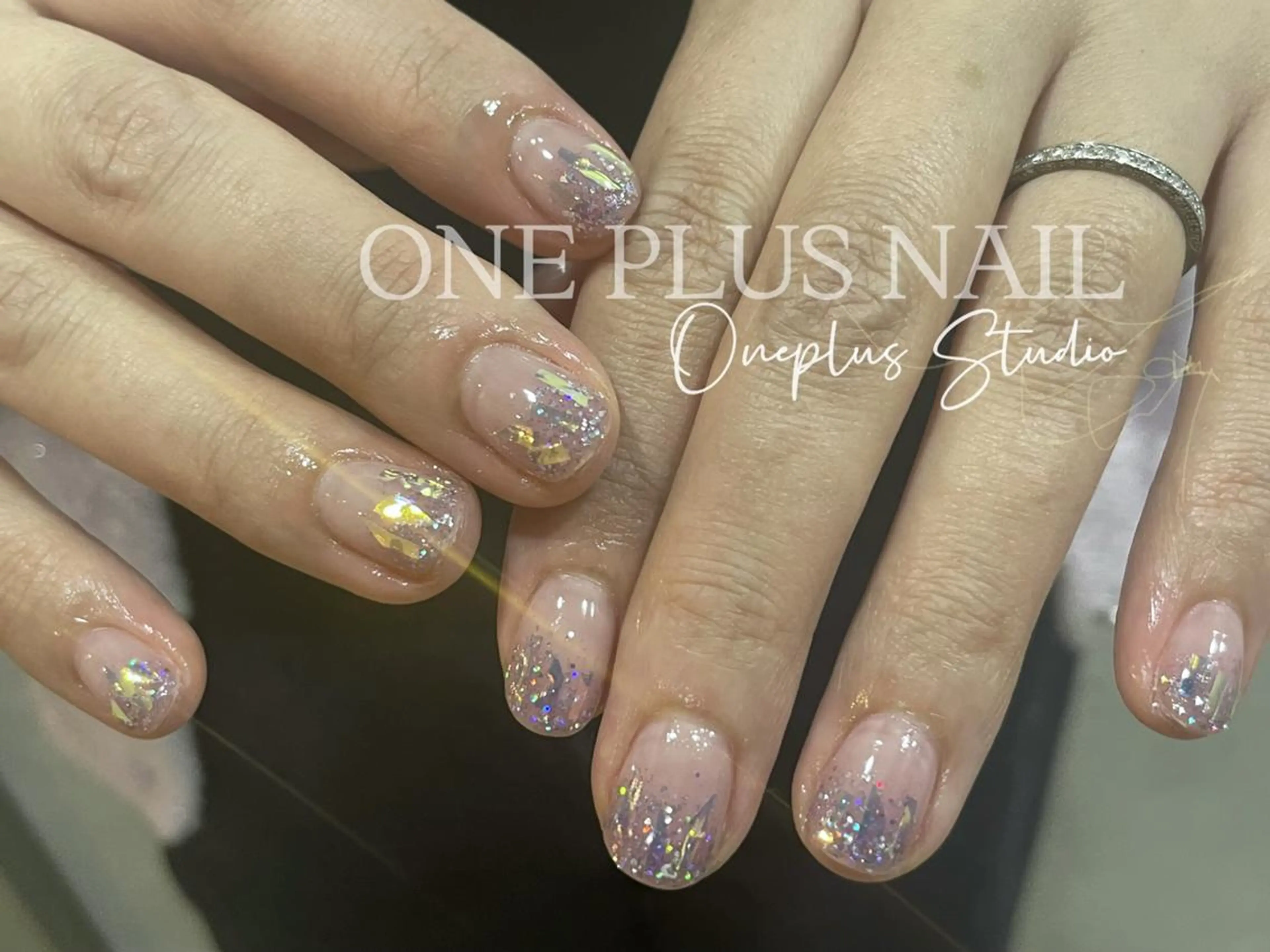 ネイル アートネイル オーロラネイル ガーリー キラキラネイル 韓国ネイル One plus StudioNailのネイルデザイン