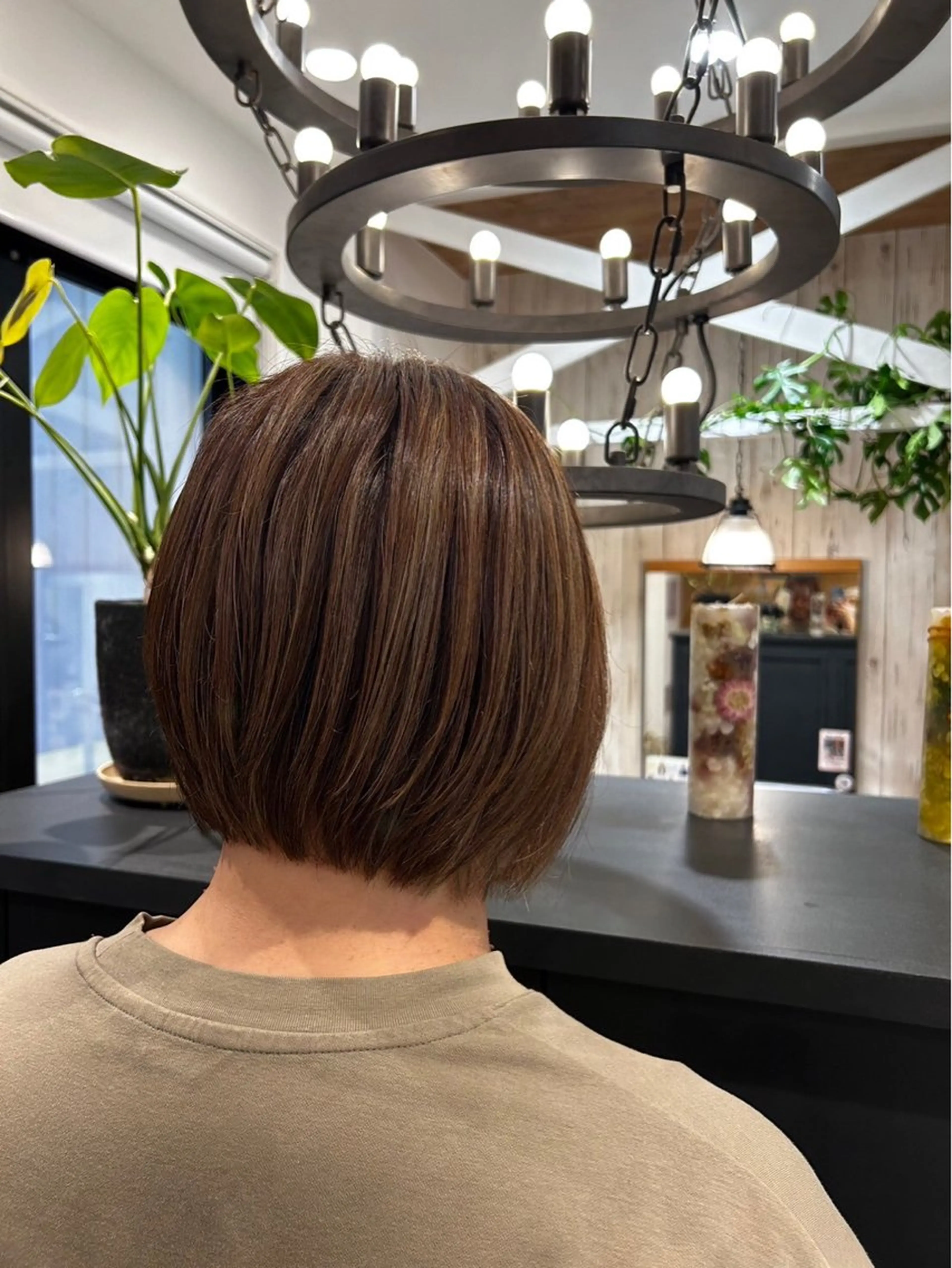 ショート カラー 飯田 真季のヘアスタイル