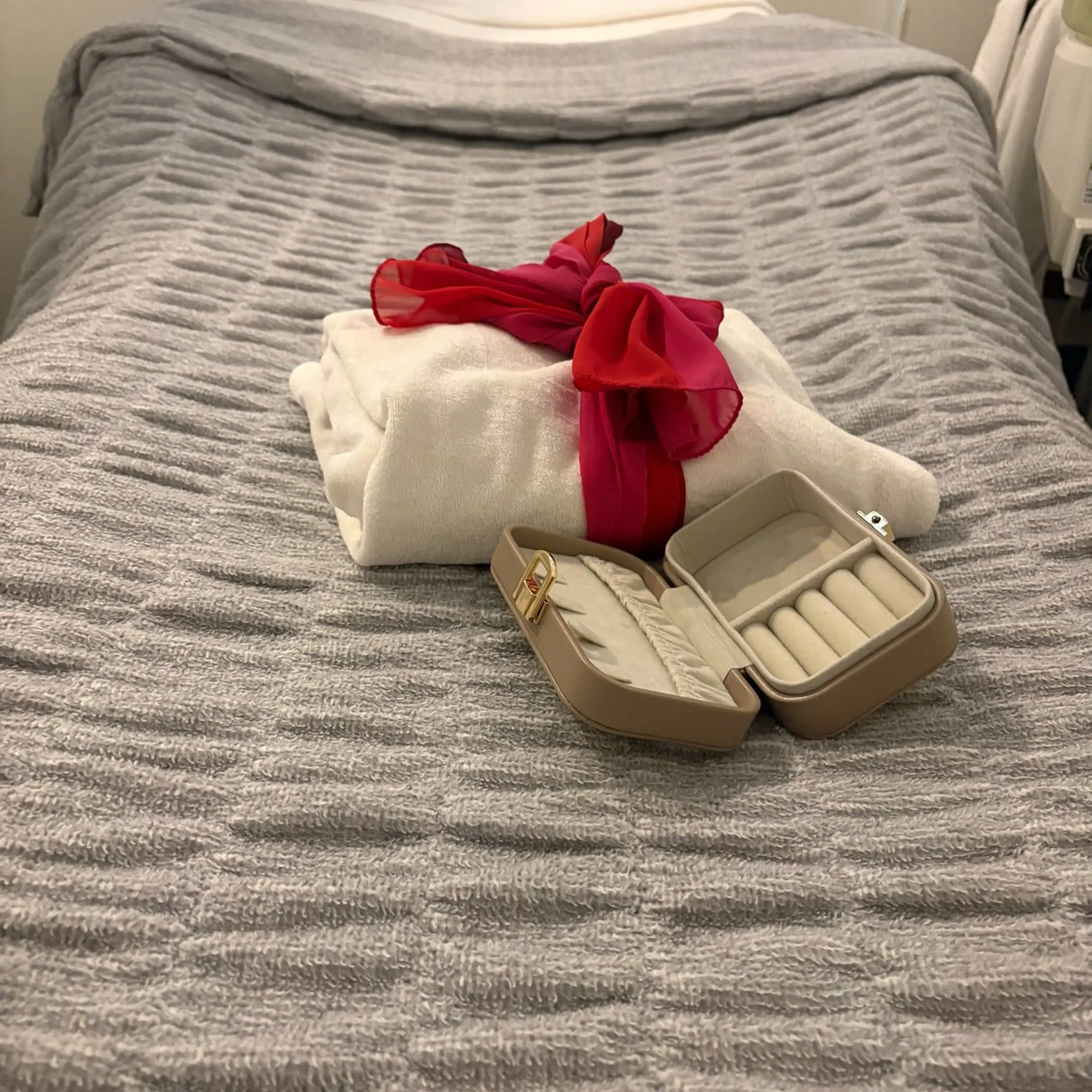 エステ リラク 心斎橋 ピーリング/ 毛穴 / POLAのエステ・リラクイメージ