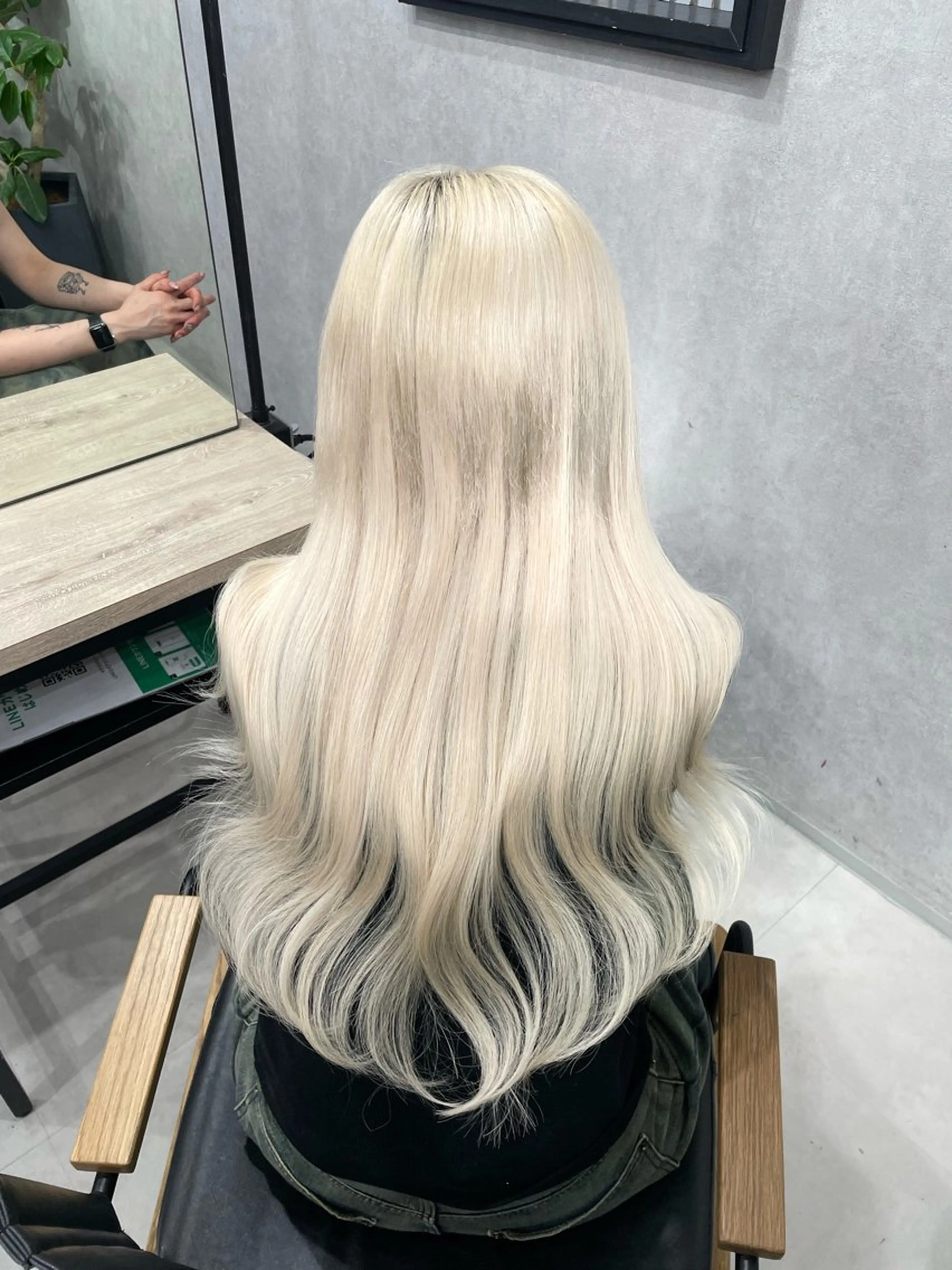 ロング ヘアカラー エクステ LOWRL所属・🎀ブリーチ/ エクステ/渋谷🎀のヘアスタイル