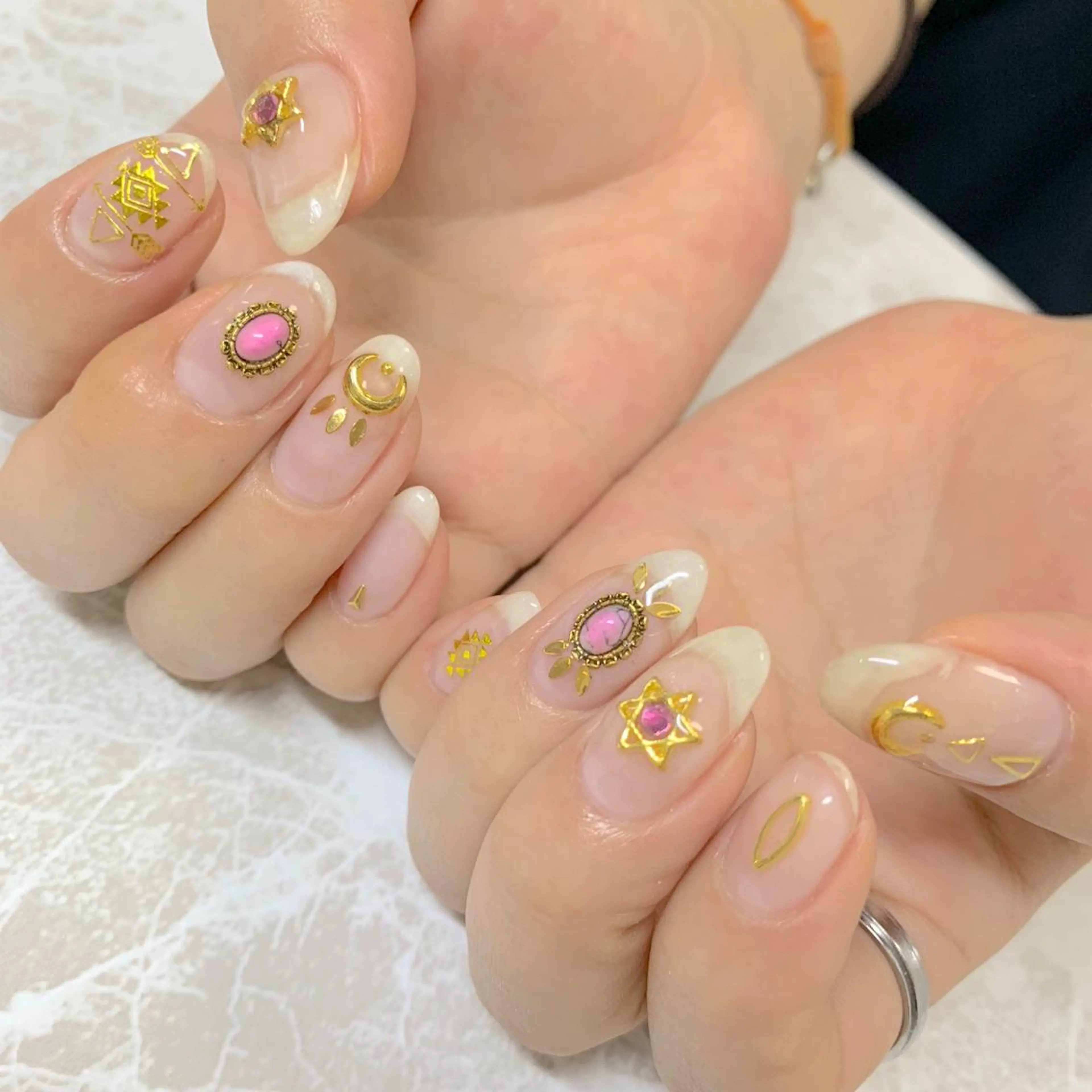 ネイル クリアネイル LULU LIMAのネイルデザイン