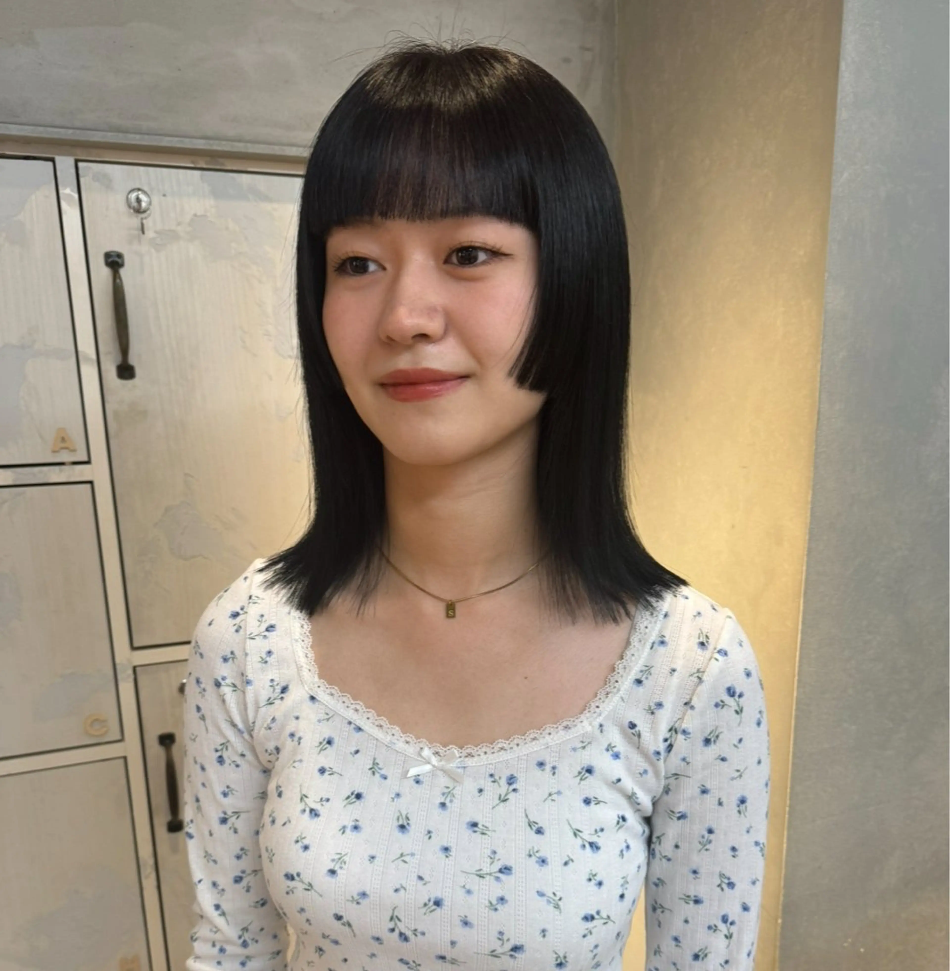 ミディアム カラー 顔周りカット カット ヘアカラー 透明感カラー ☆akoのヘアスタイル