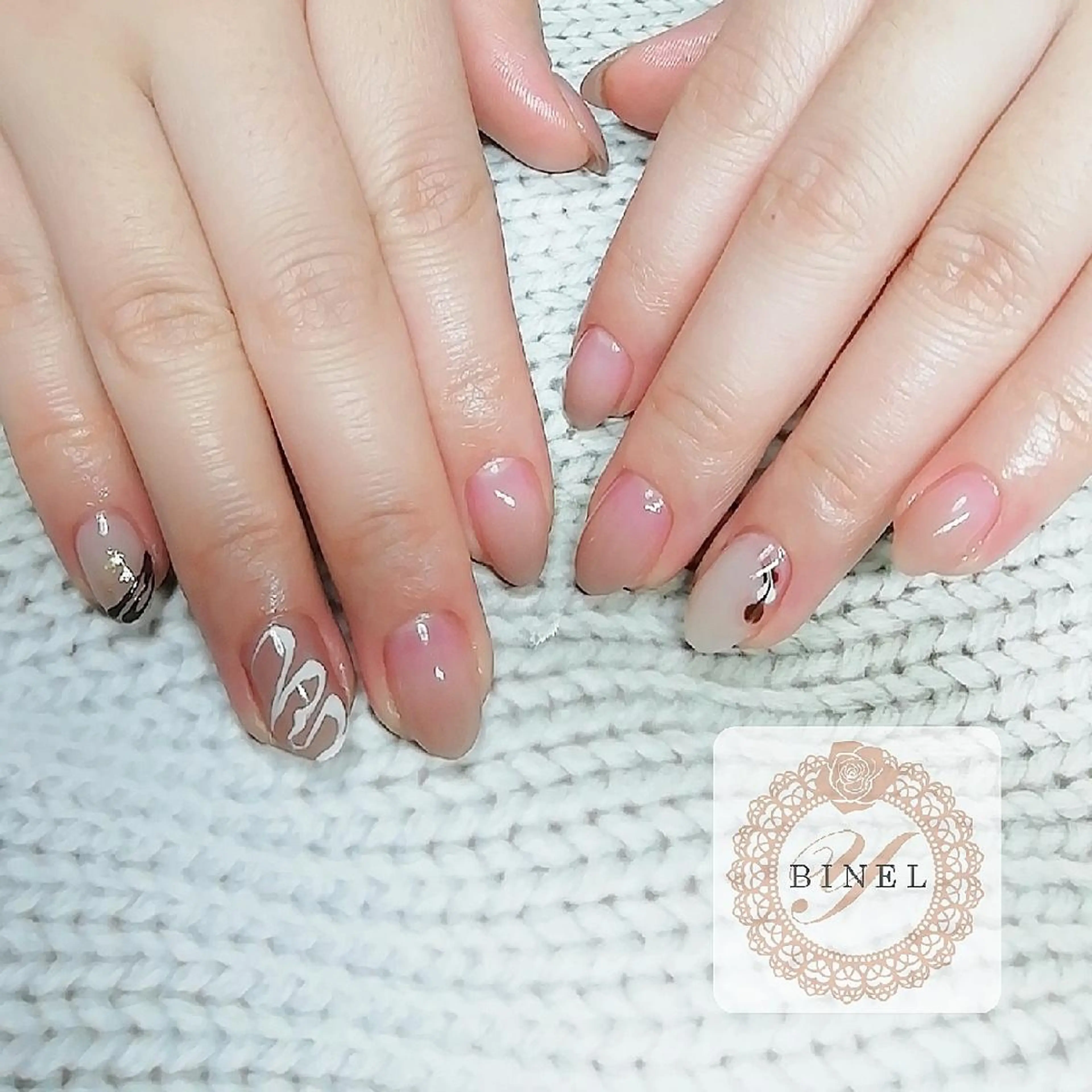 ネイル アートネイル バレンタイン ハンドネイル Nail Salon Y.BINELのネイルデザイン