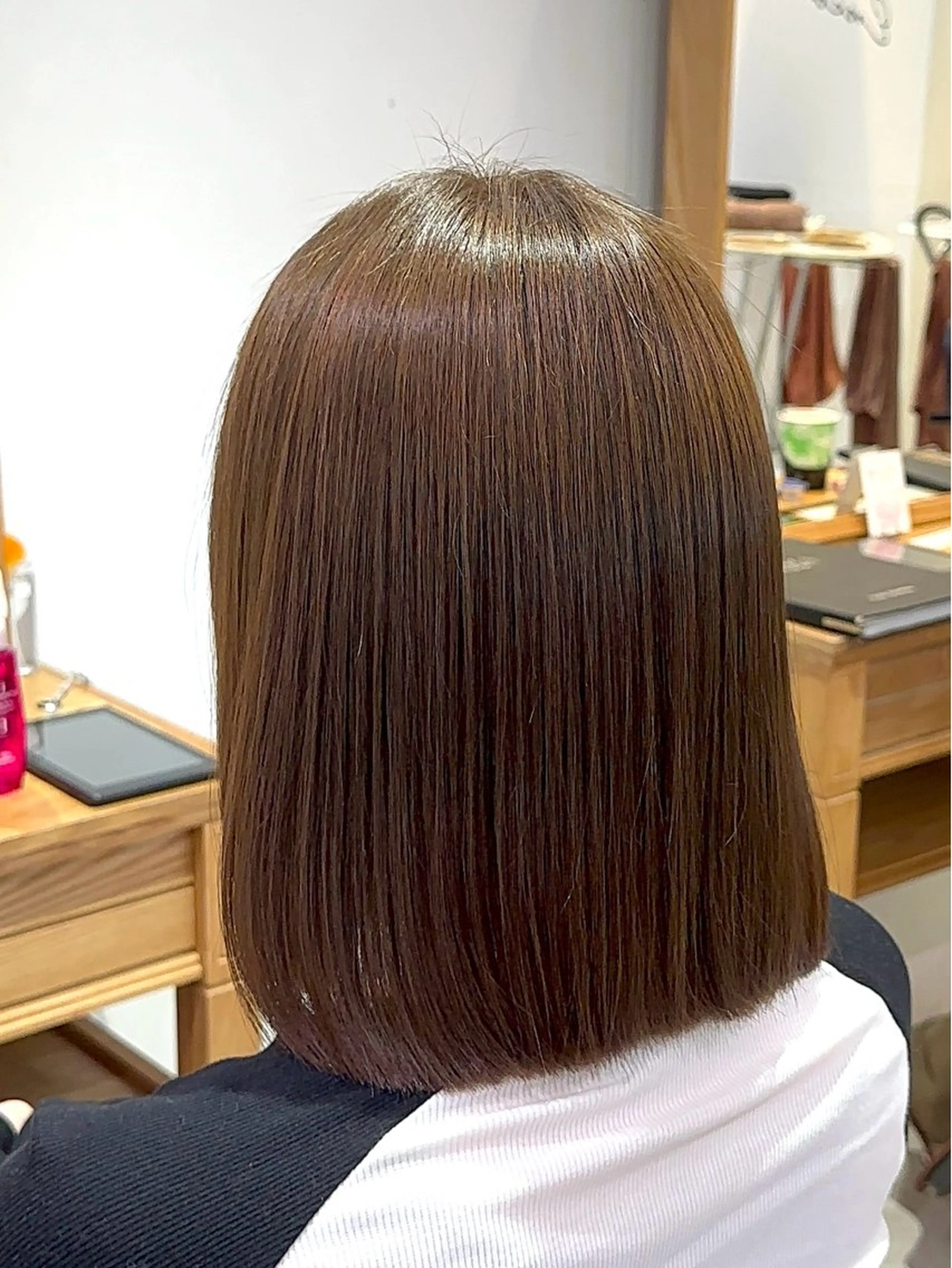 ミディアム 小西冬馬  髪質改善 縮毛矯正 艶カラーのヘアスタイル