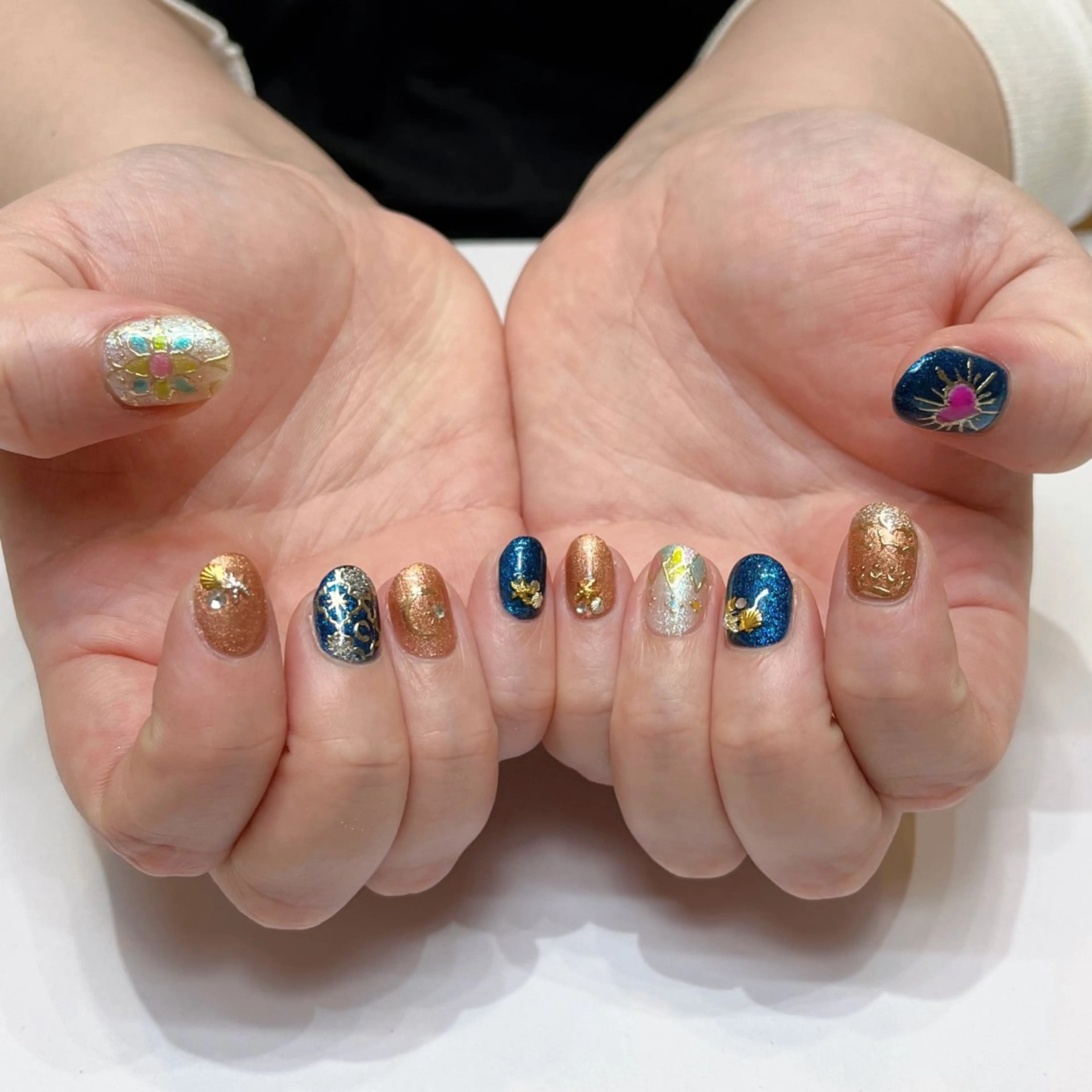 ネイル アートネイル RALUA名駅前店 山崎のネイルデザイン