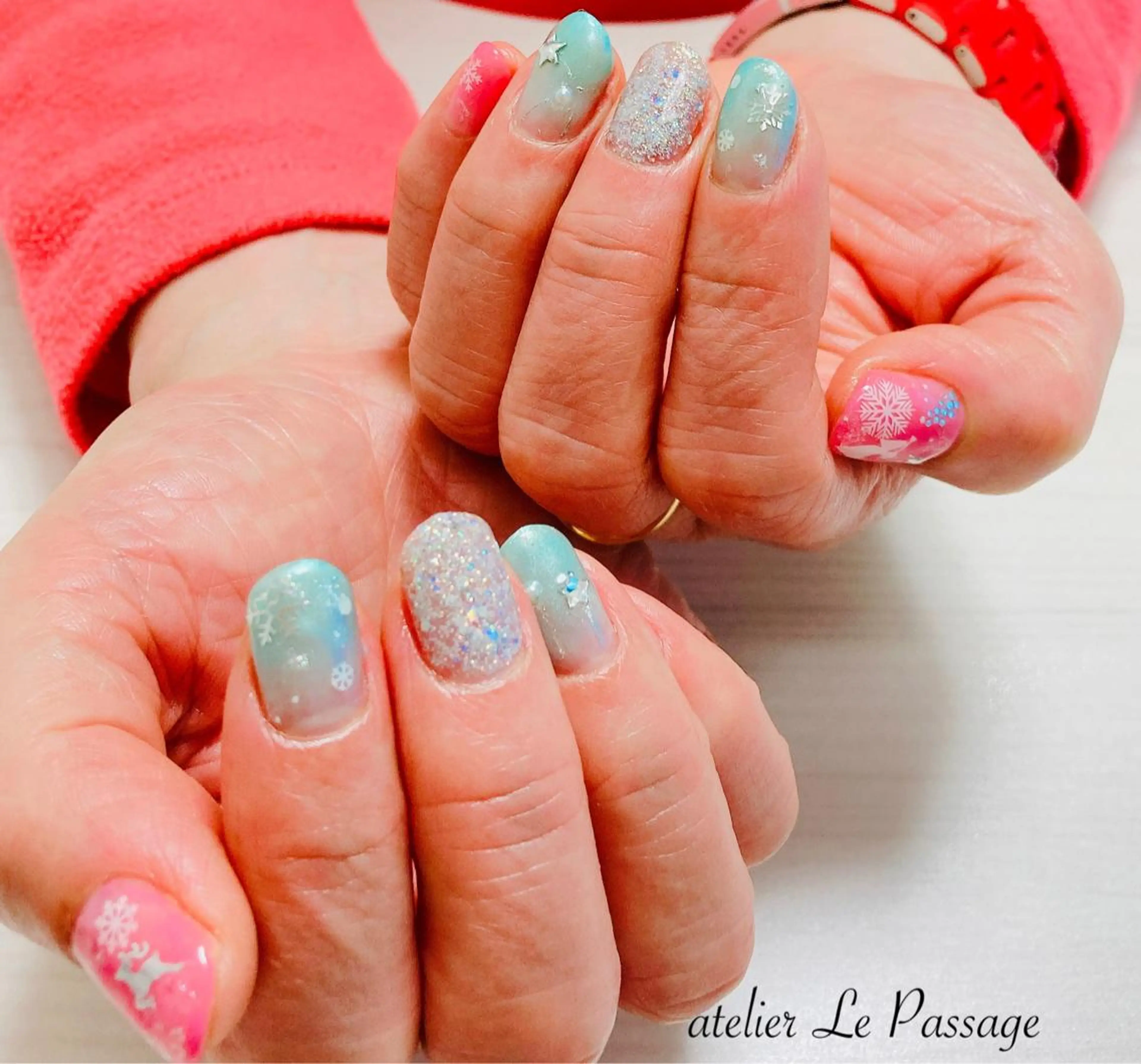 ネイル ジェルネイル キラキラネイル ニュアンスネイル パラジェル ピンク ハンドネイル Atelier Le Passage所属・h nakatsukaのネイルデザイン