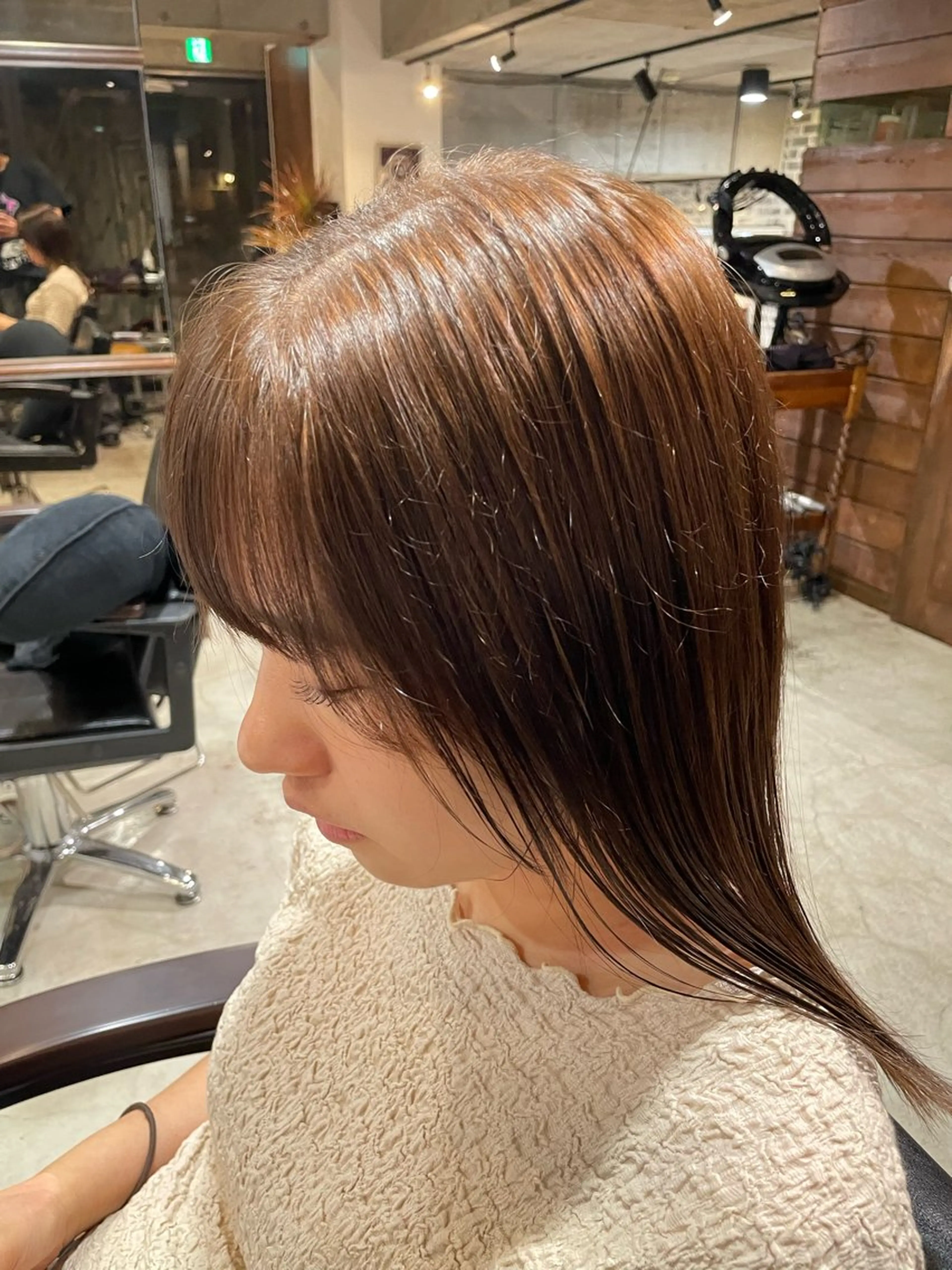 セミロング 【お洒落パーマ】 Elme　肥塚康汰郎のヘアスタイル