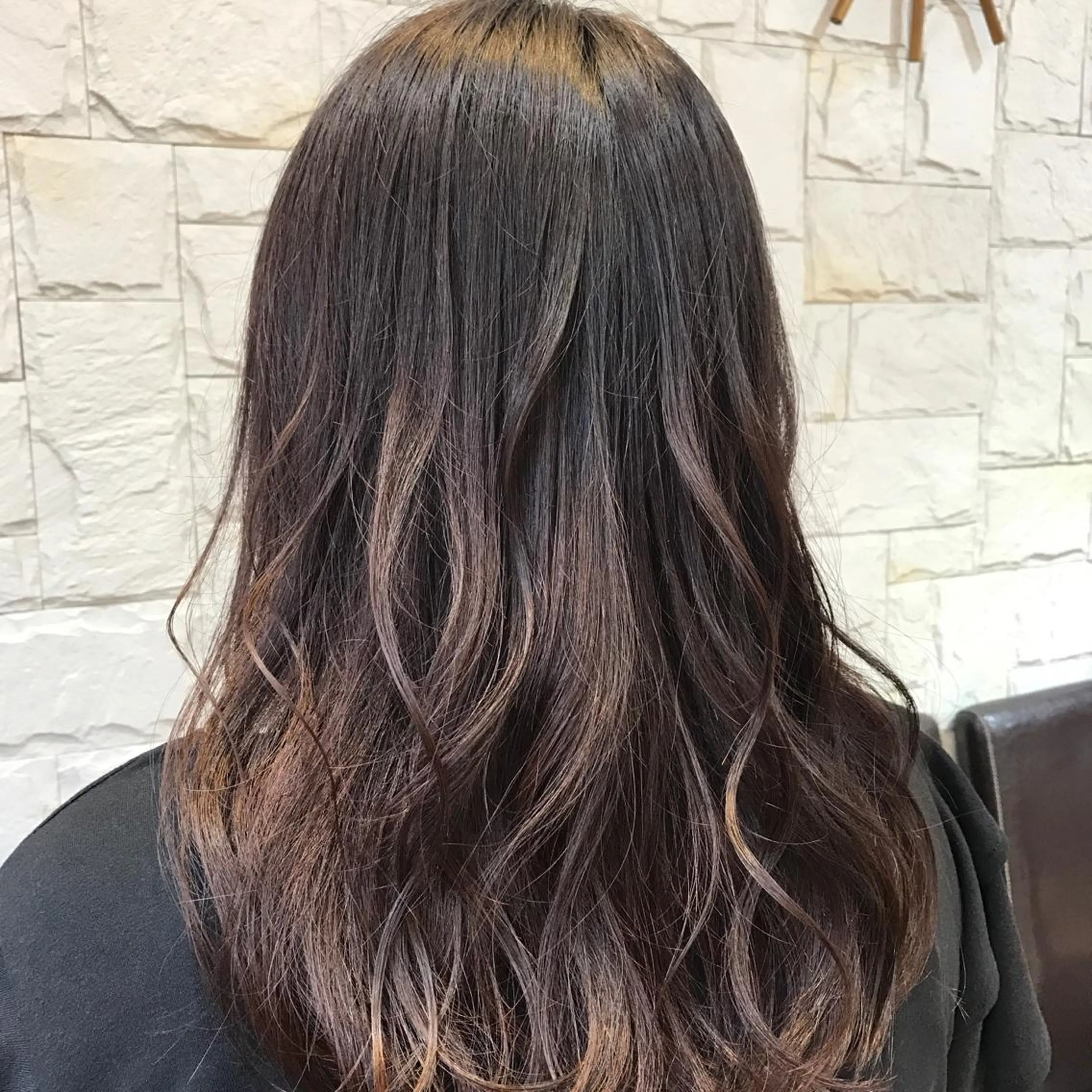 ロング カラー ヘアアレンジ ブラウンカラー ピンクカラー ピンクブラウン 🥛洒落髪小顔cut なら龍崎🥛のヘアスタイル