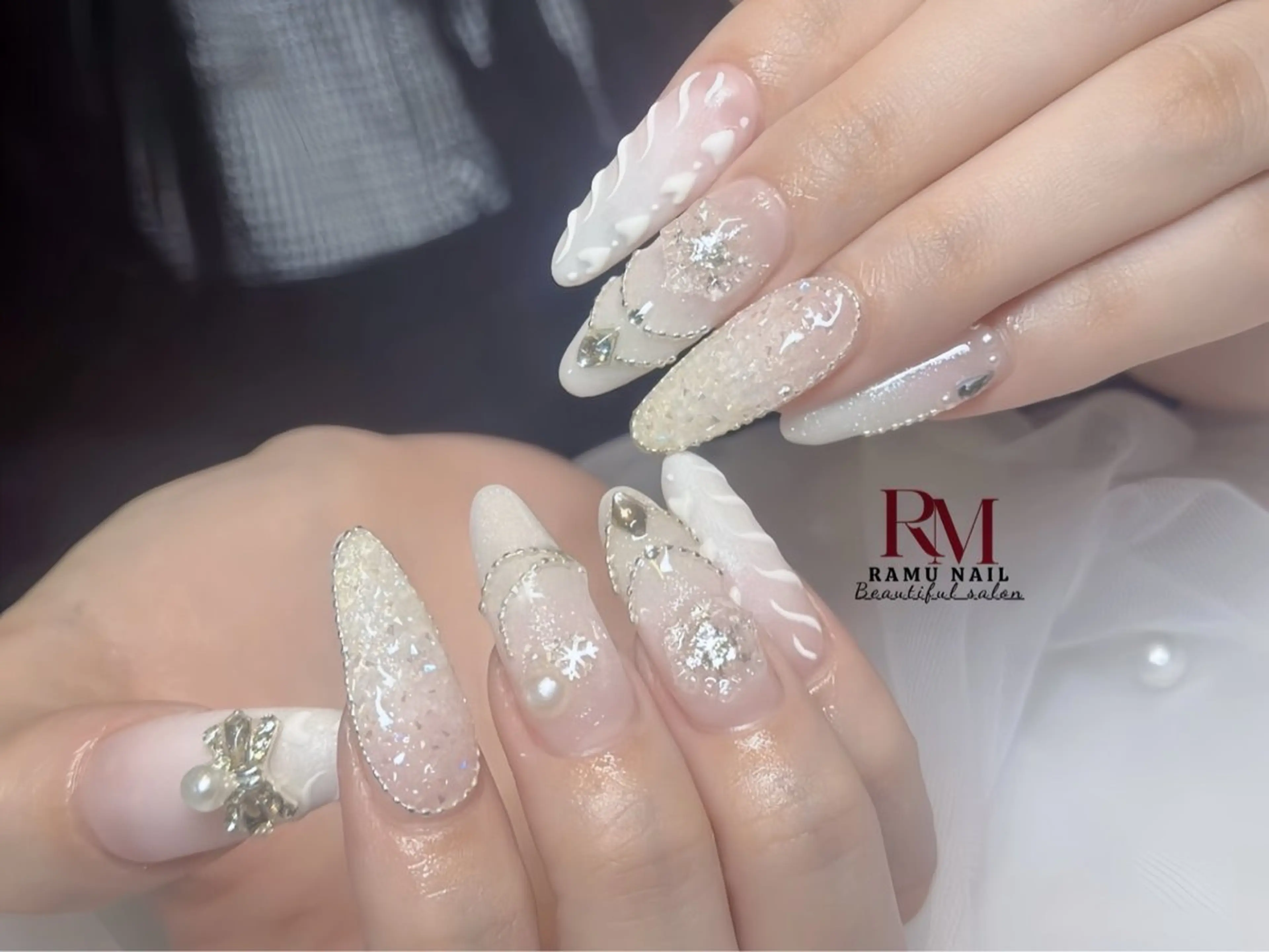 ネイル キラキラネイル マグネットネイル ミラーネイル ピンク ワンホンネイル ハンドネイル RAMU Nail 恵比寿店のネイルデザイン