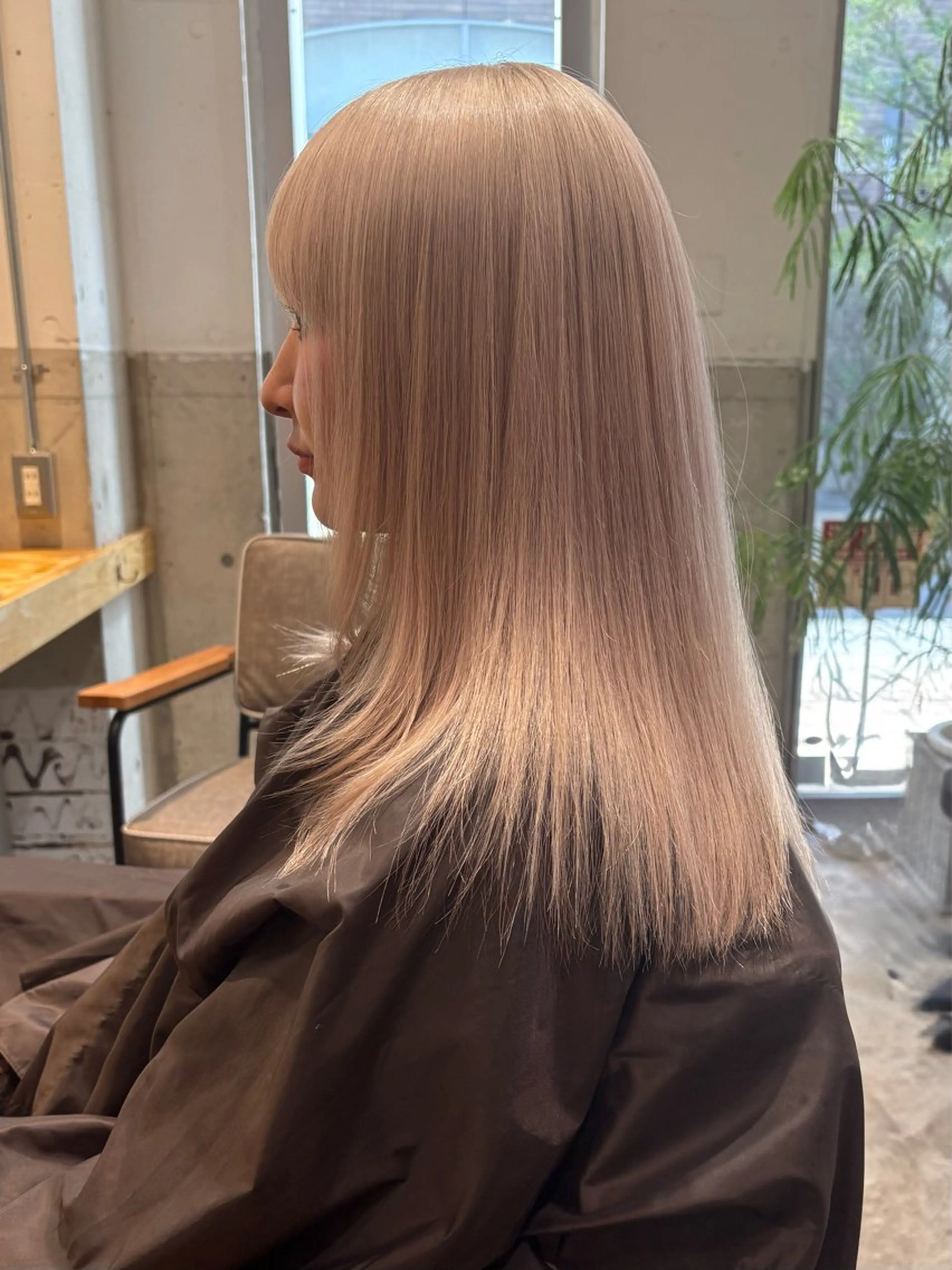 ミディアム ヘアカラー トリートメント Fev YUZUのヘアスタイル