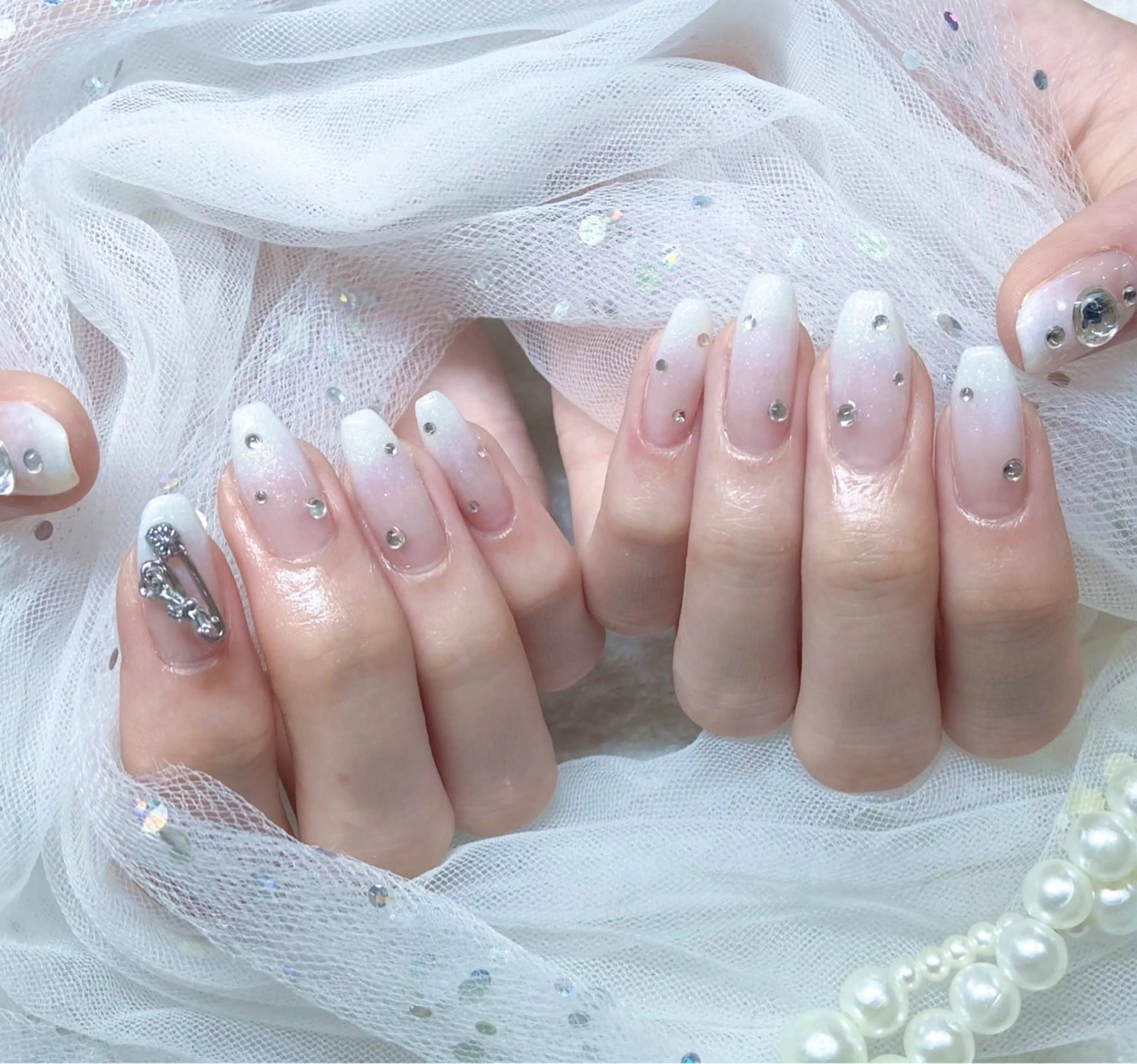 ネイル アートネイル 長さ出し フットネイル 韓国ネイル マグネットネイル ハンドネイル Kanako 💫のネイルデザイン