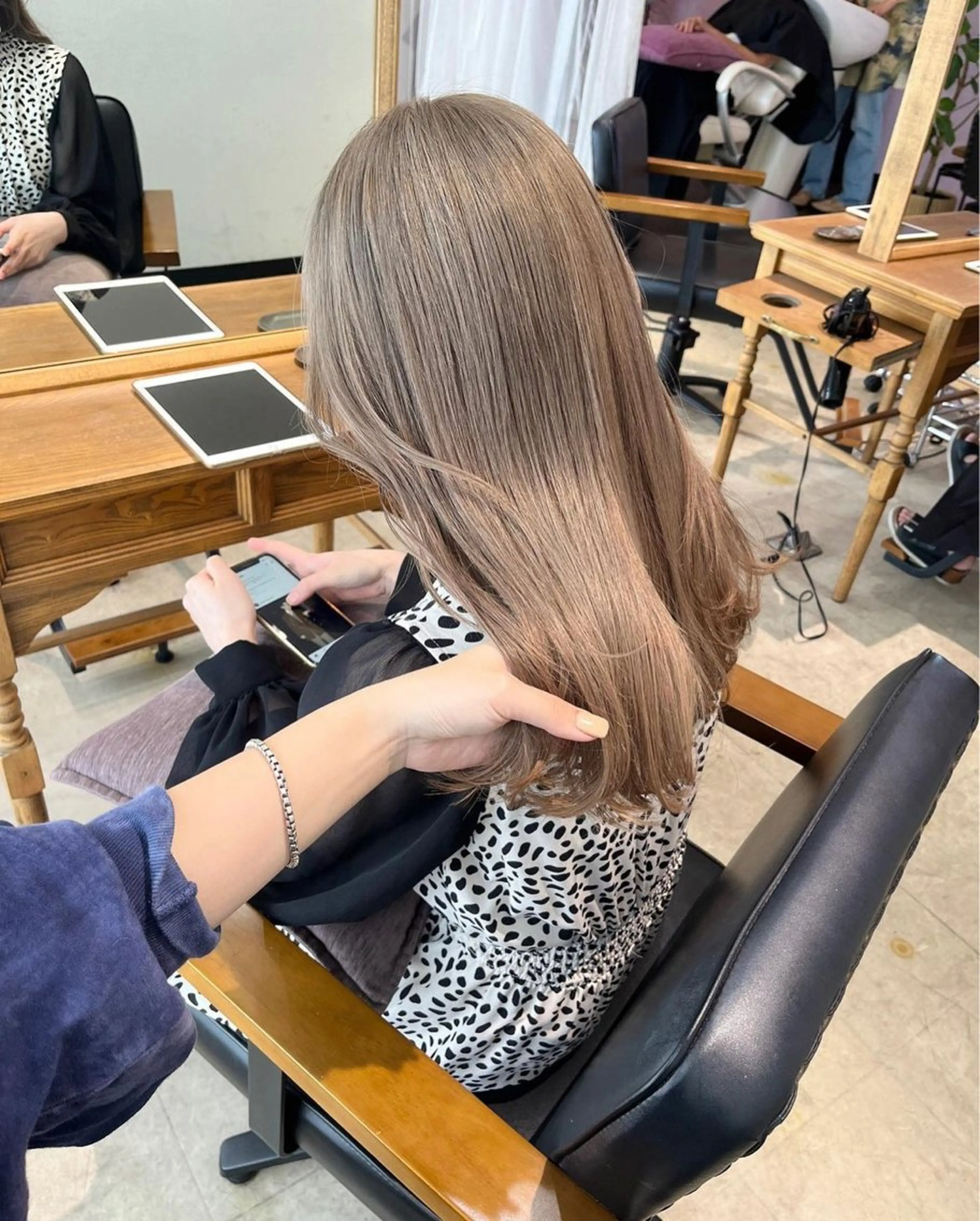 カラー MATTY yoshika 🐻のヘアスタイル