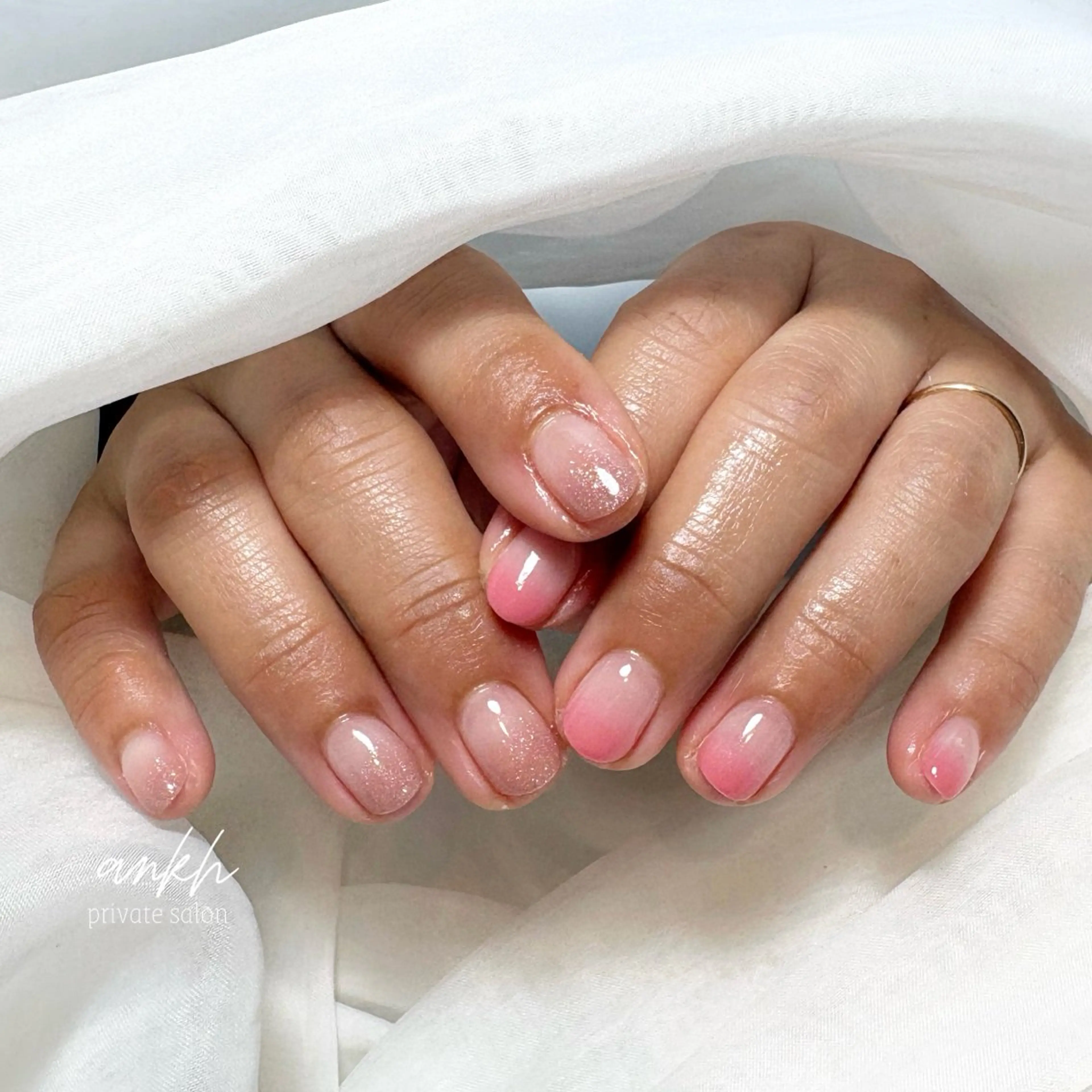 ネイル グラデーション ピンク ankh. Minaのネイルデザイン