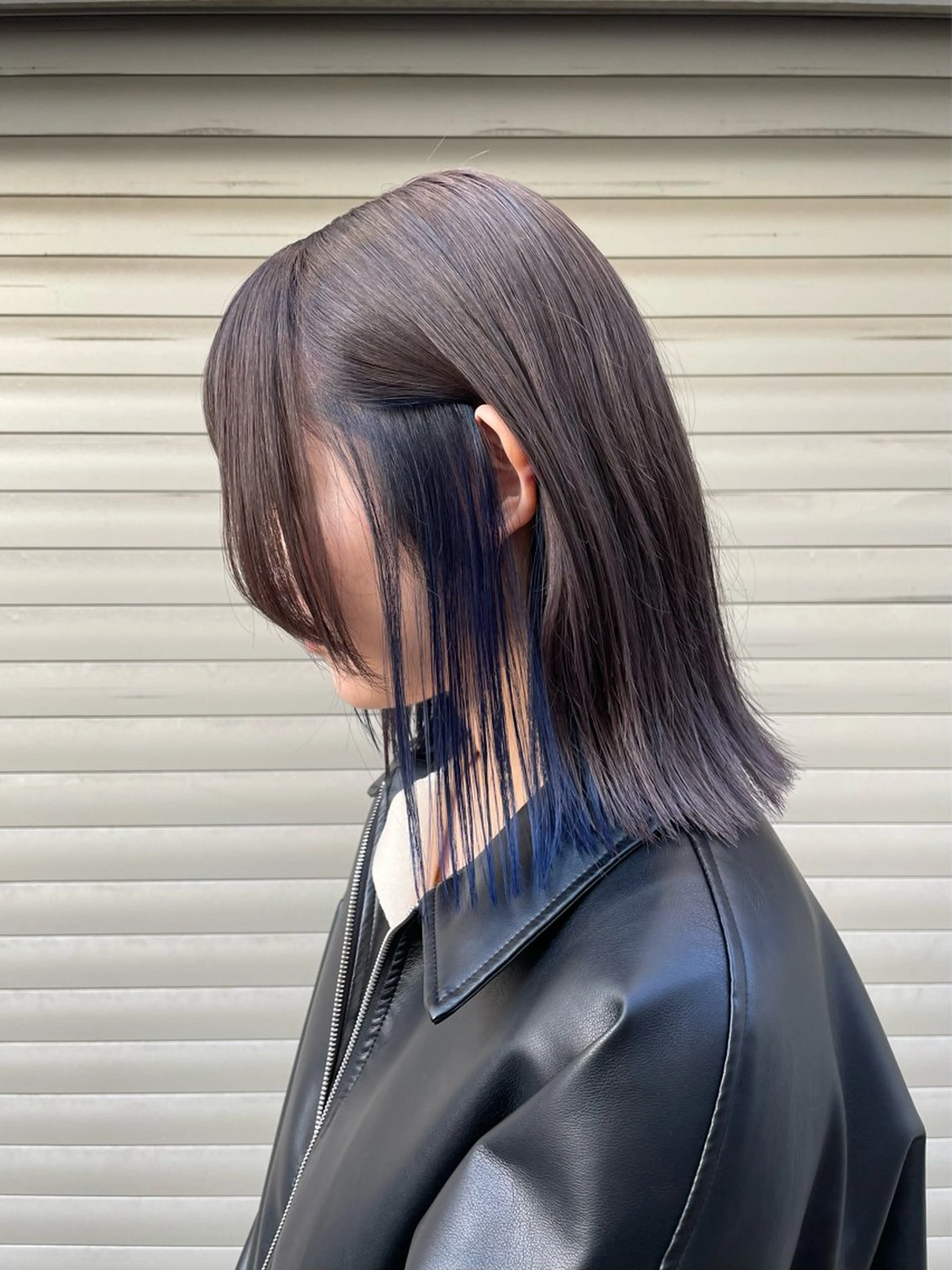 ミディアム カラー ブリーチ ブルーカラー インナーカラー ブリーチ/レイヤー 💙ayame💙のヘアスタイル