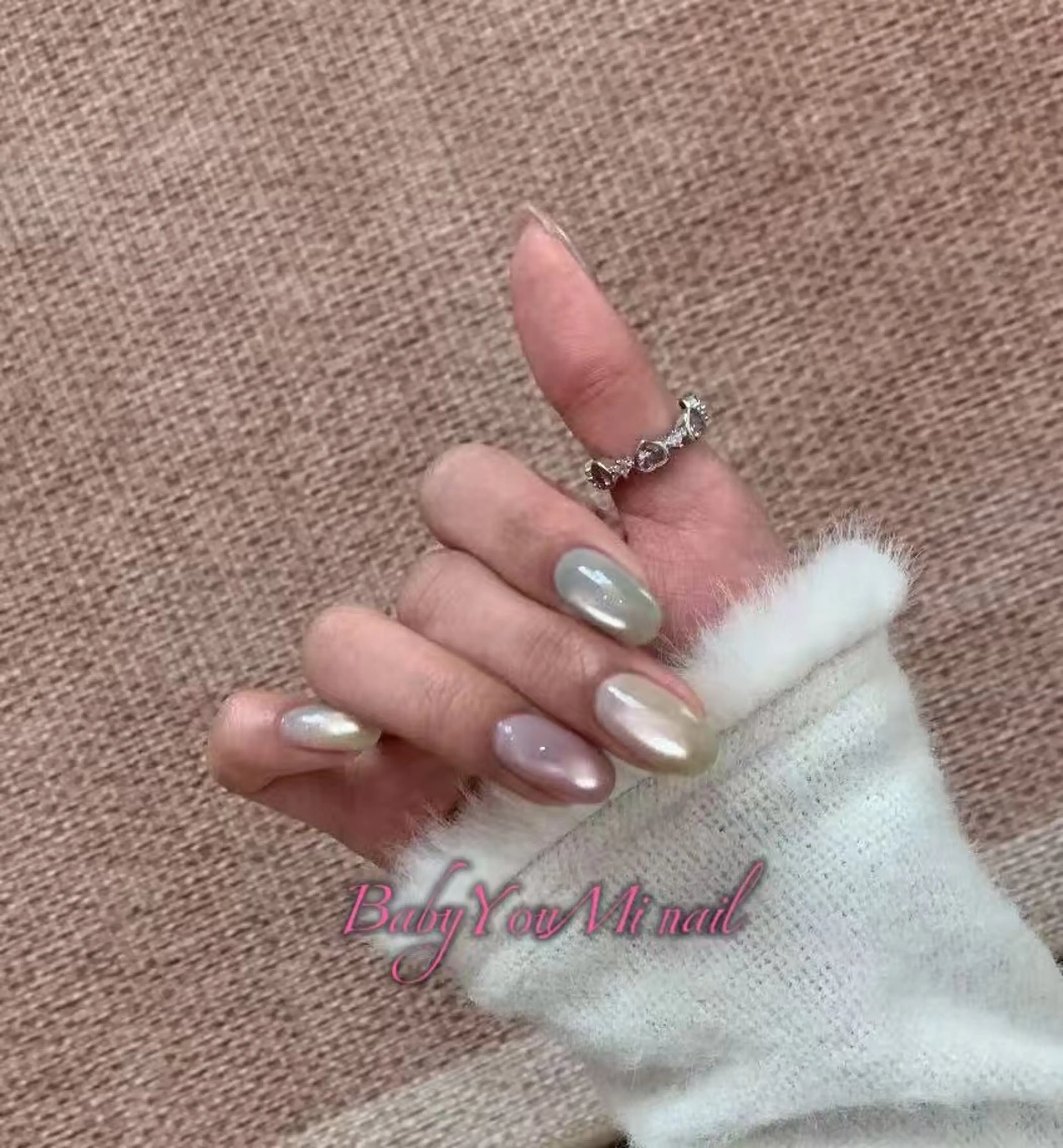 ネイル オーロラネイル フラワーネイル フットネイル フレンチネイル ジェルネイル ハンドネイル BabyYouMi ねねのネイルデザイン