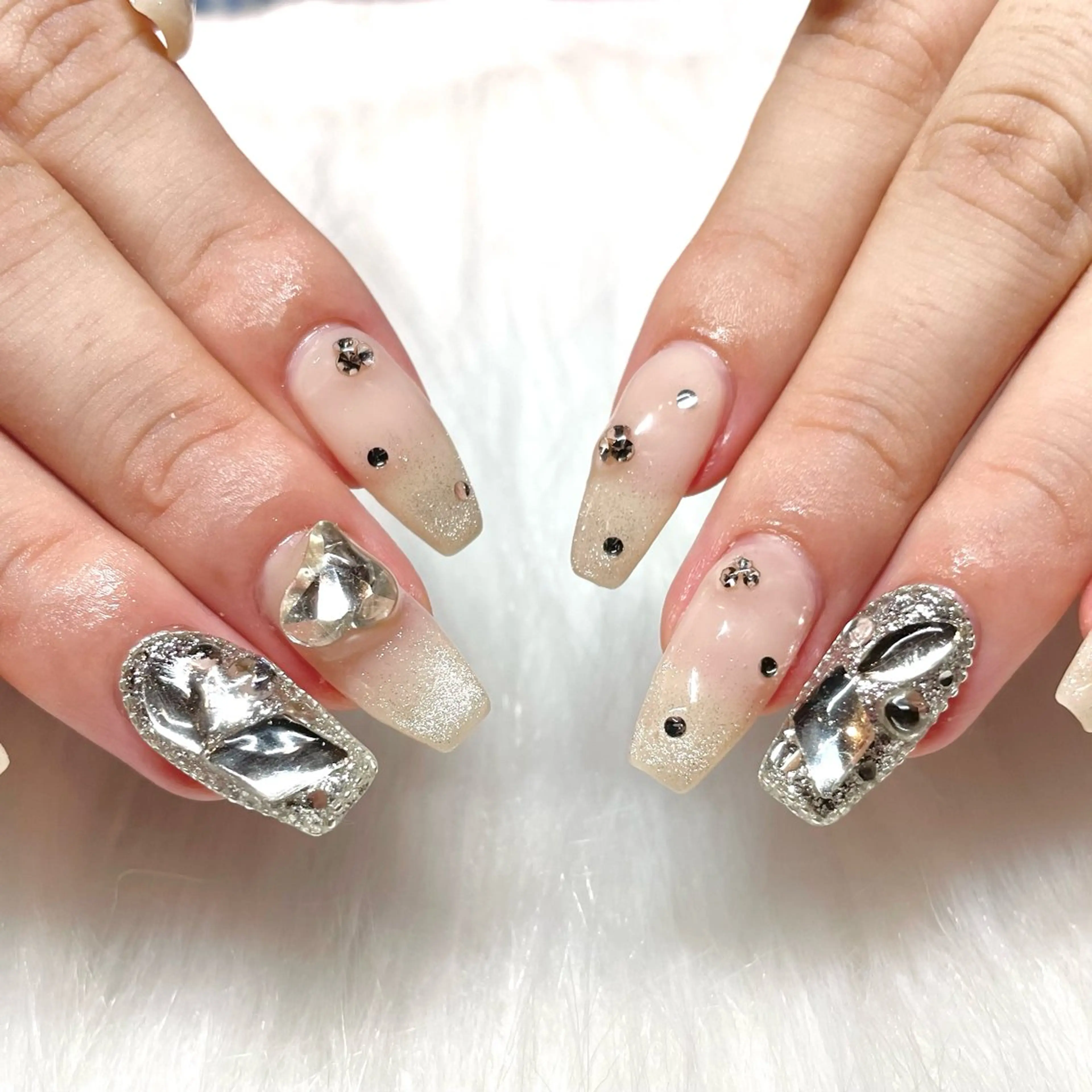 ネイル ハンドネイル Nail ヌシん家 AKANEのネイルデザイン