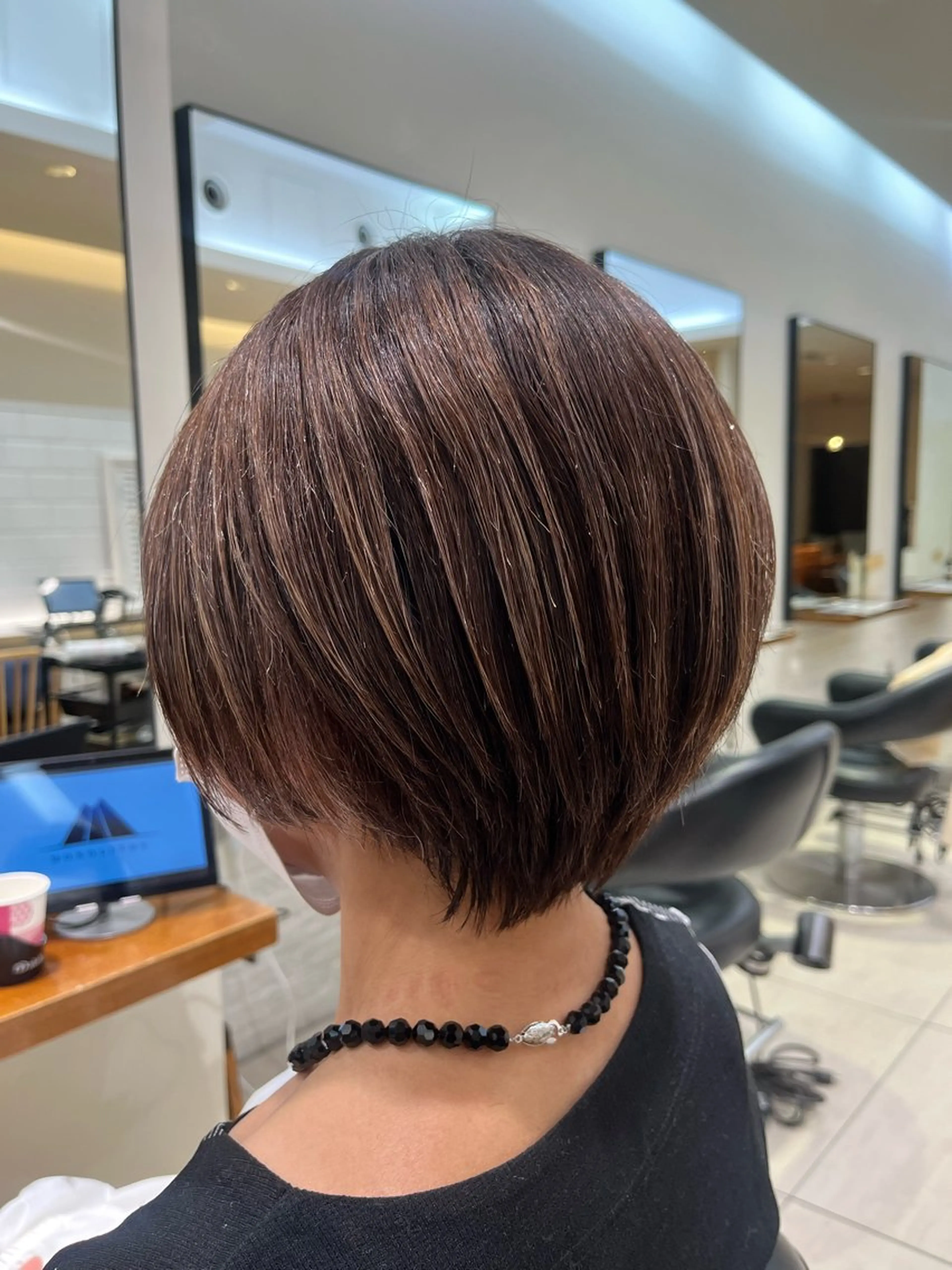 ショート コテ巻き風パーマ🫧 麻尋のヘアスタイル