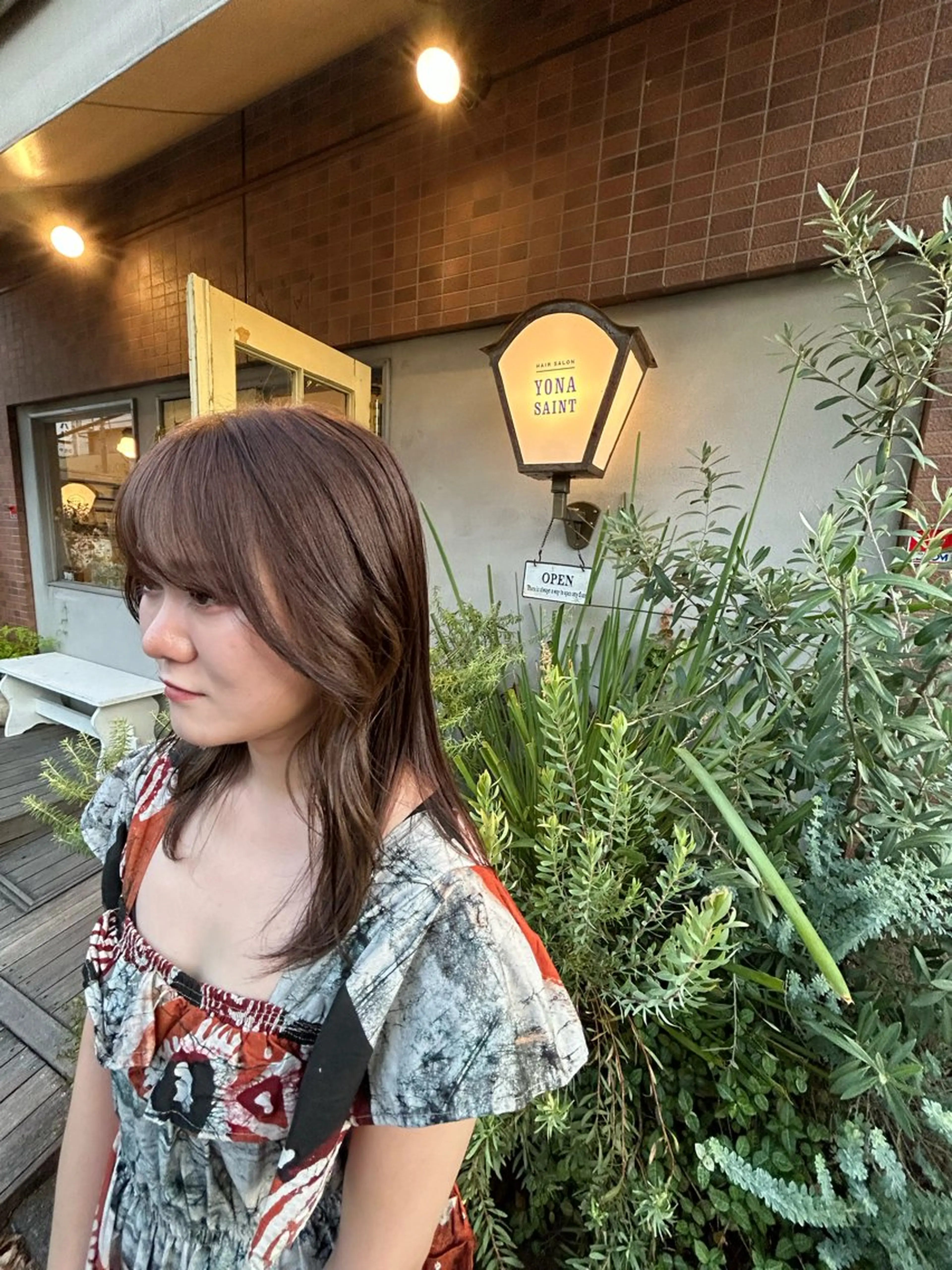 セミロング カラー Masaki ブリーチカラーのヘアスタイル