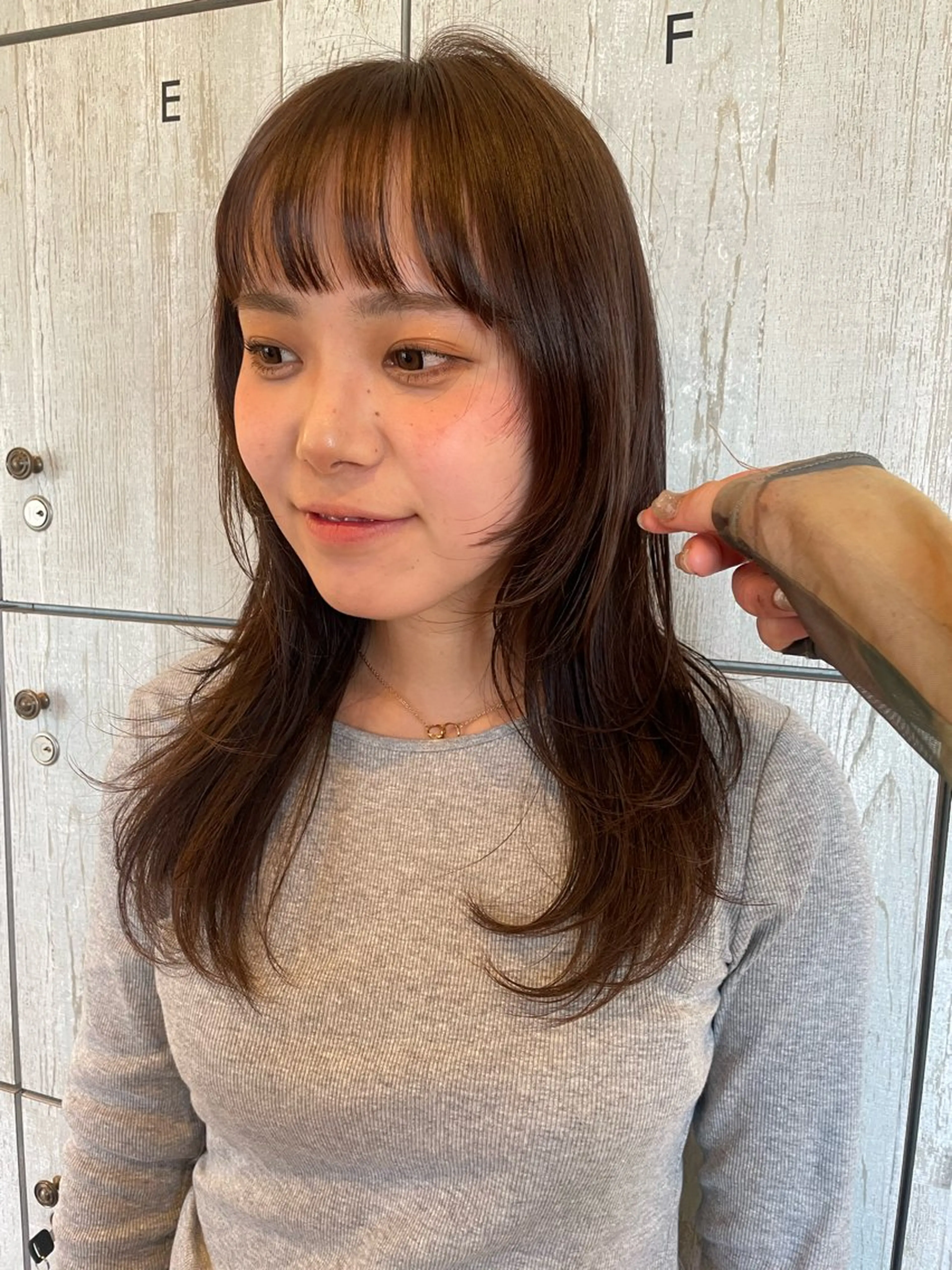 セミロング ベージュ/透明感/ 桃子🎀のヘアスタイル