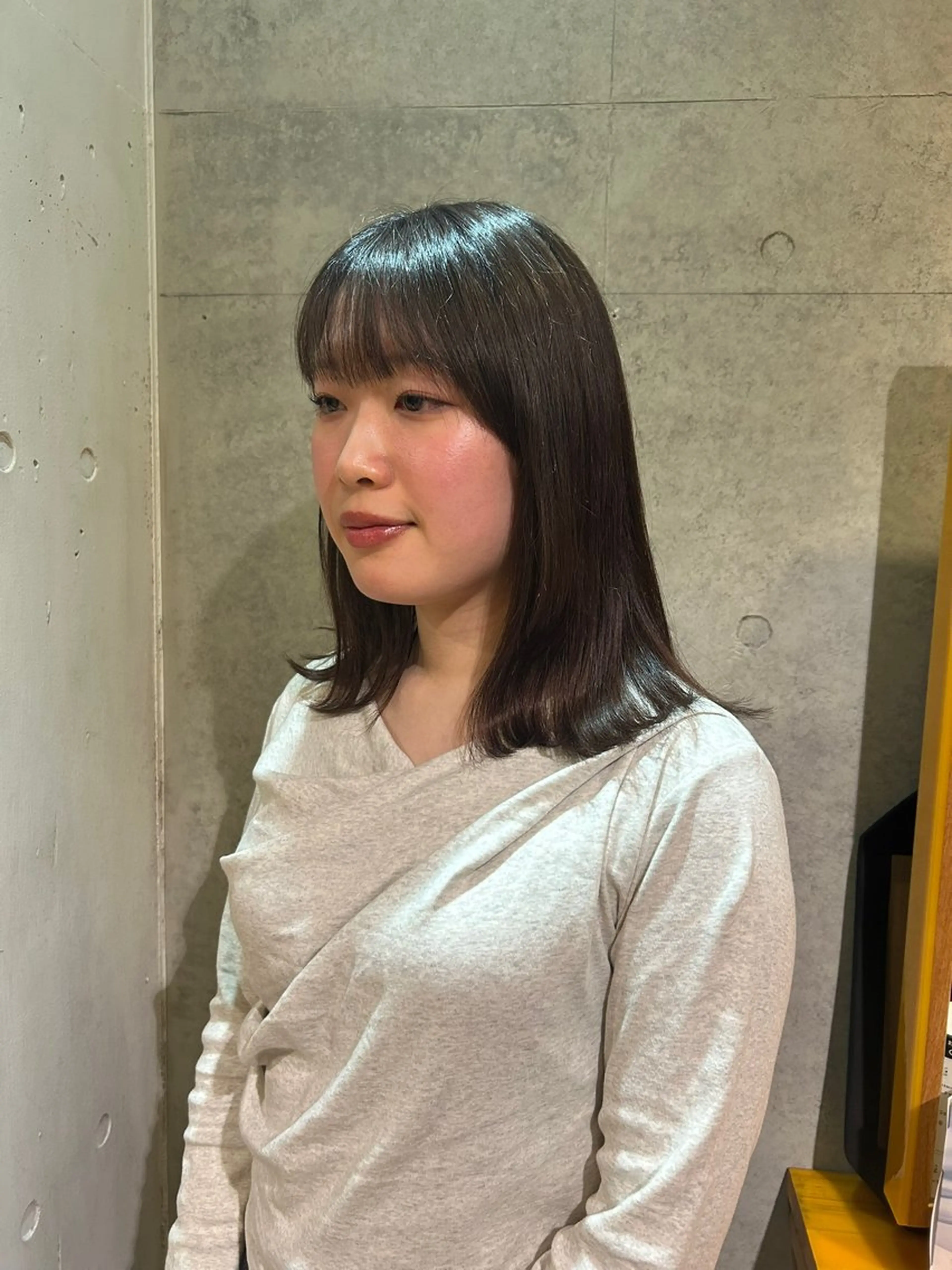 ミディアム ヘアカラー Toca所属・齋藤 穂乃花のヘアスタイル