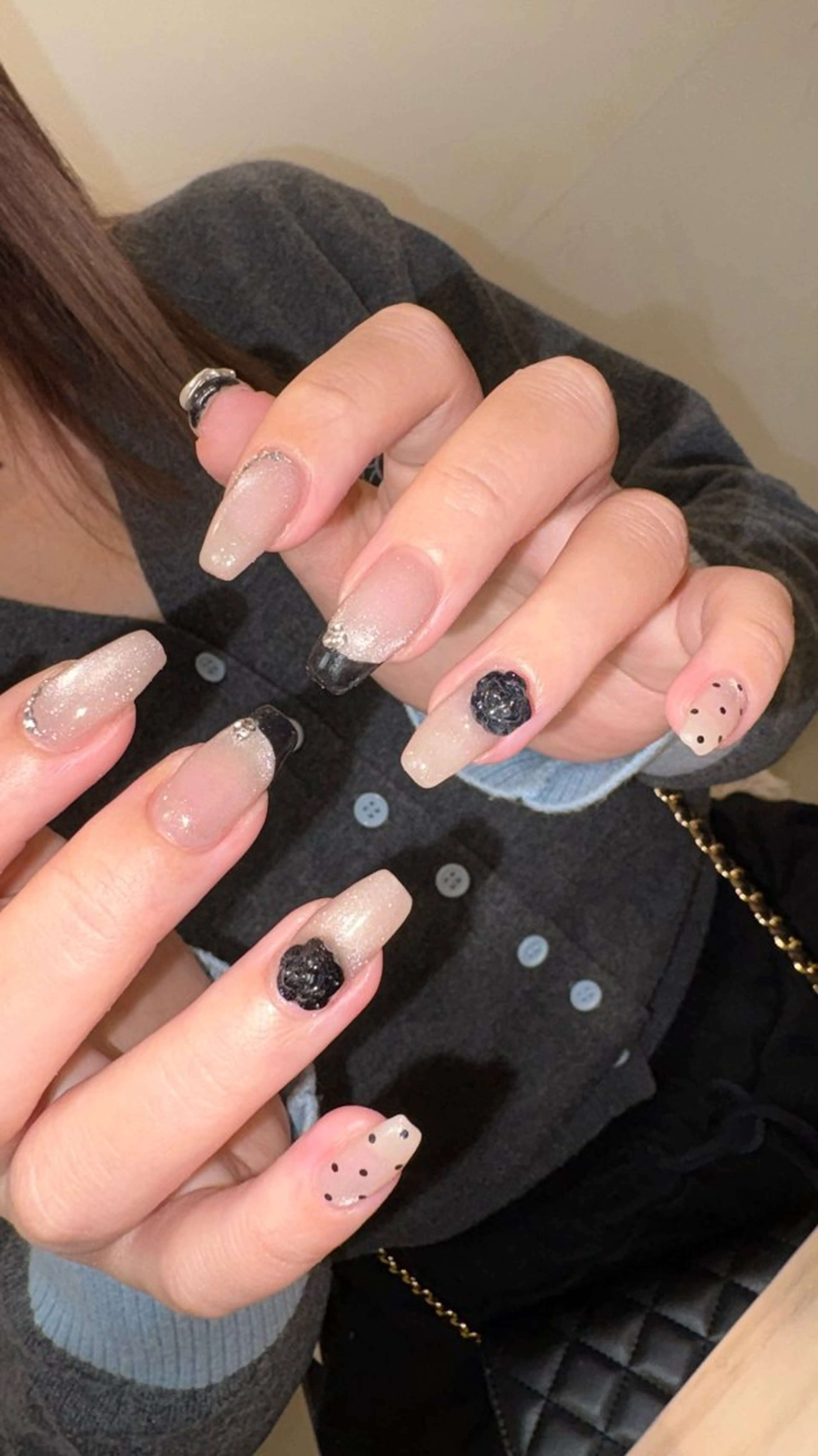 ネイル マグネットネイル ハンドネイル フットネイル tote. sumileのネイルデザイン