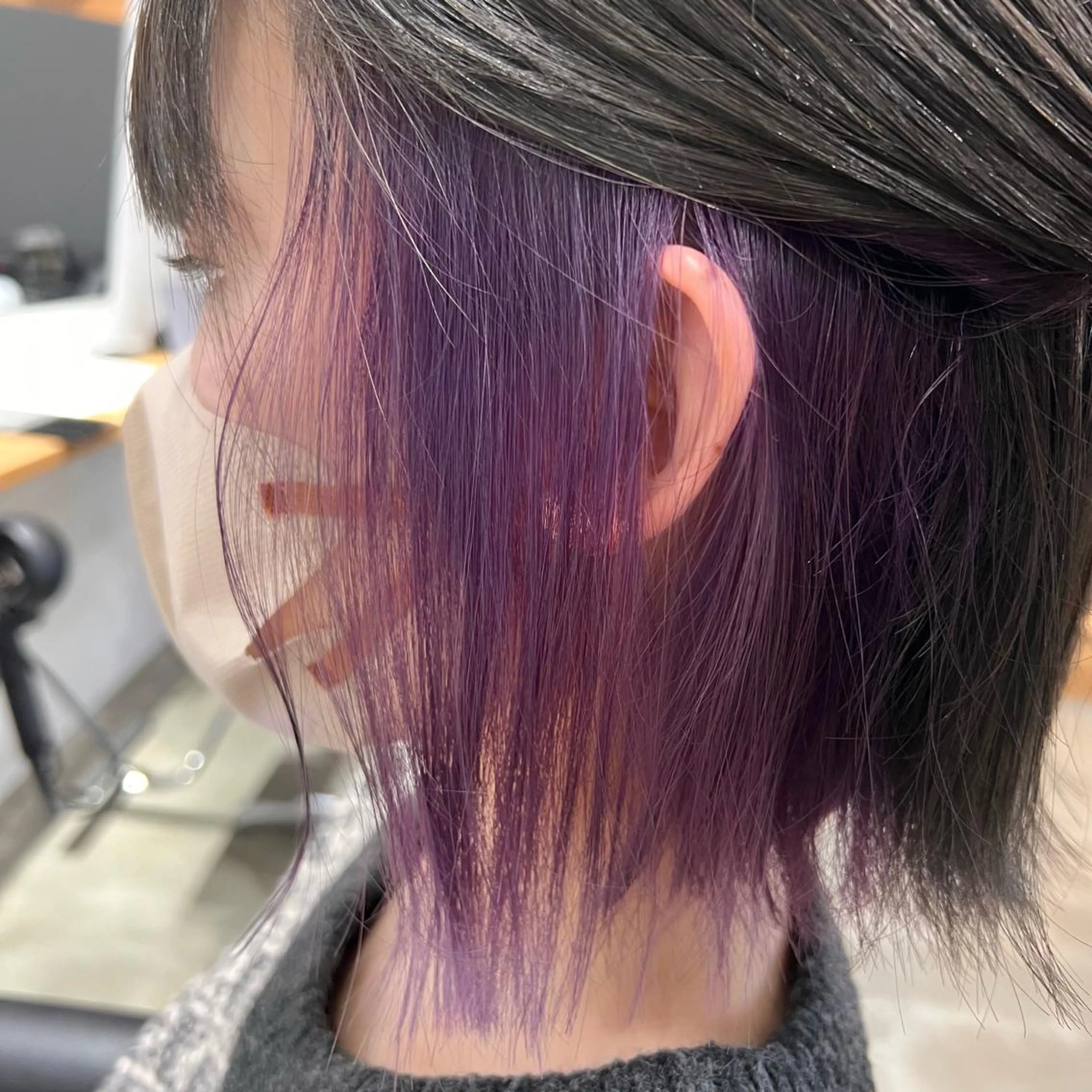 ショート ボブ ヘアカラー 切りっぱなしボブ 👩🏼ミニボブのヘアスタイル