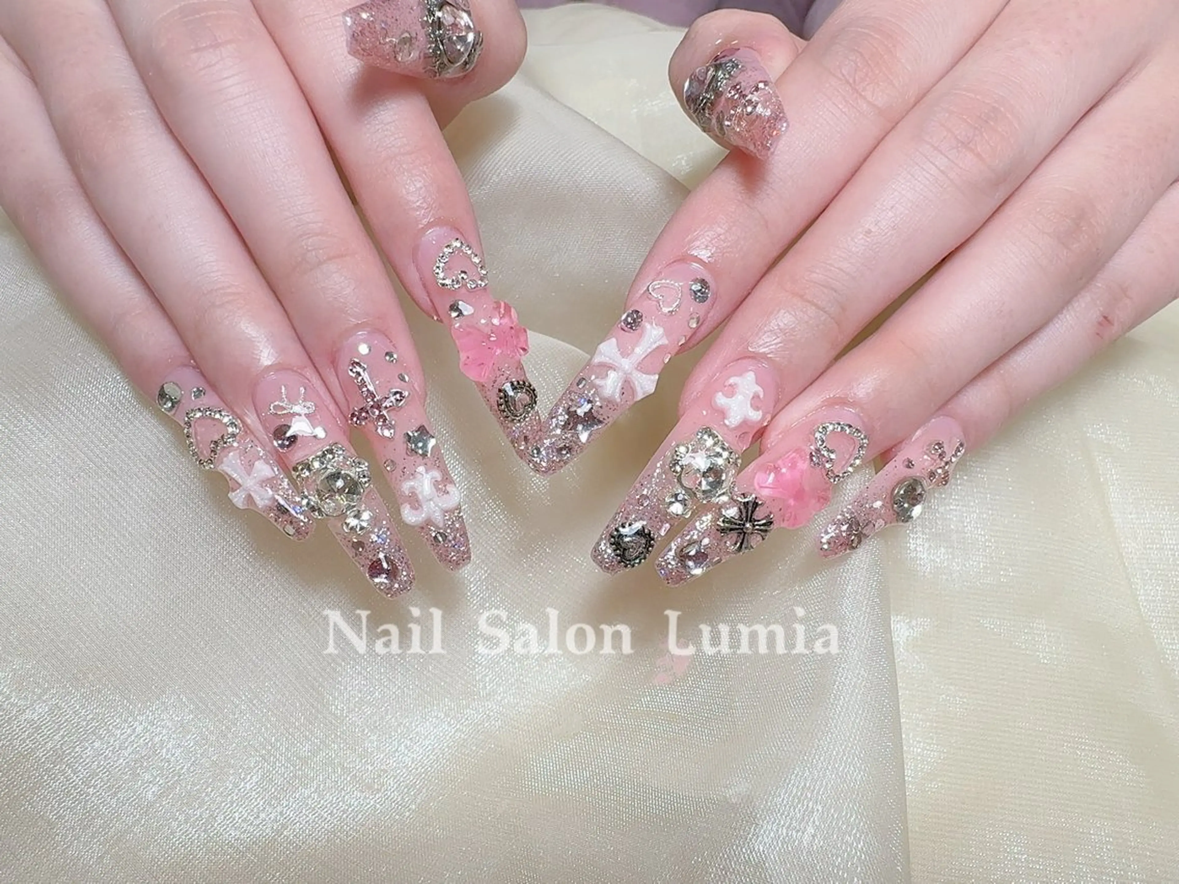 ネイル ハンドネイル ネイルサロン ルミア Lumia 店長のネイルデザイン
