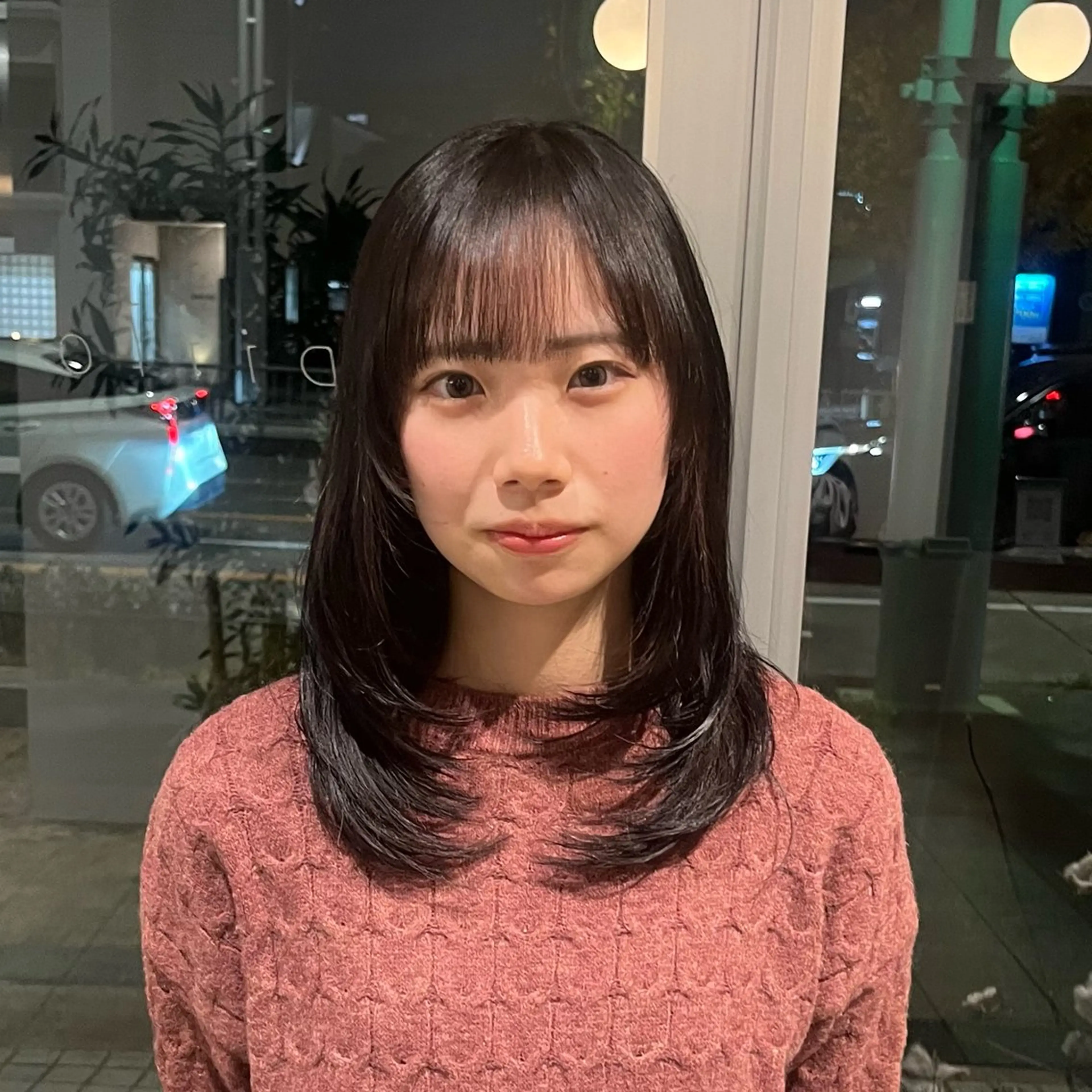 セミロング レイヤーカット BUSH所属・BUSH なかじませりなのヘアスタイル