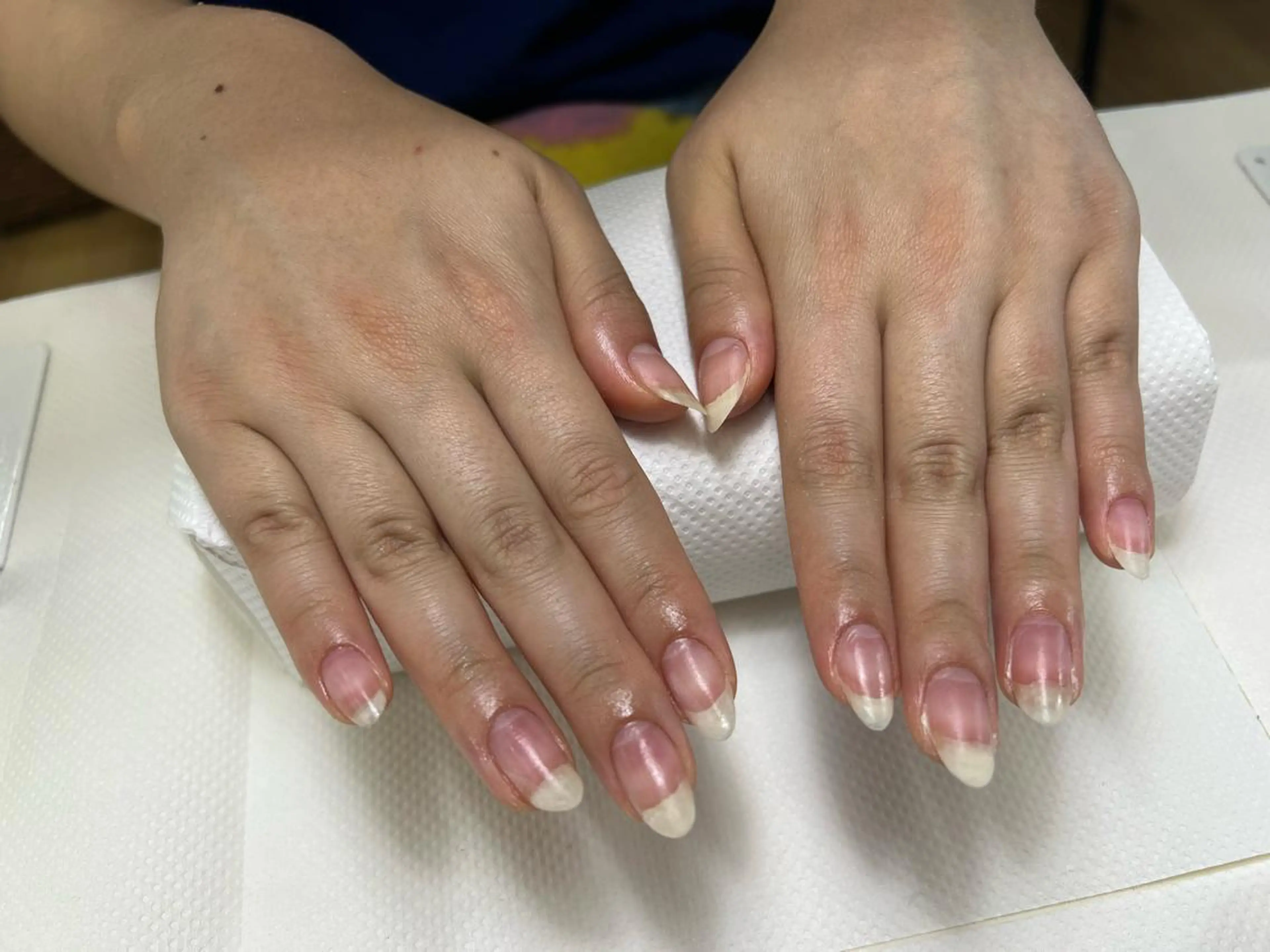 ネイル ゴールド ミラーネイル 【MAXKELLY】 Shiotaのネイルデザイン