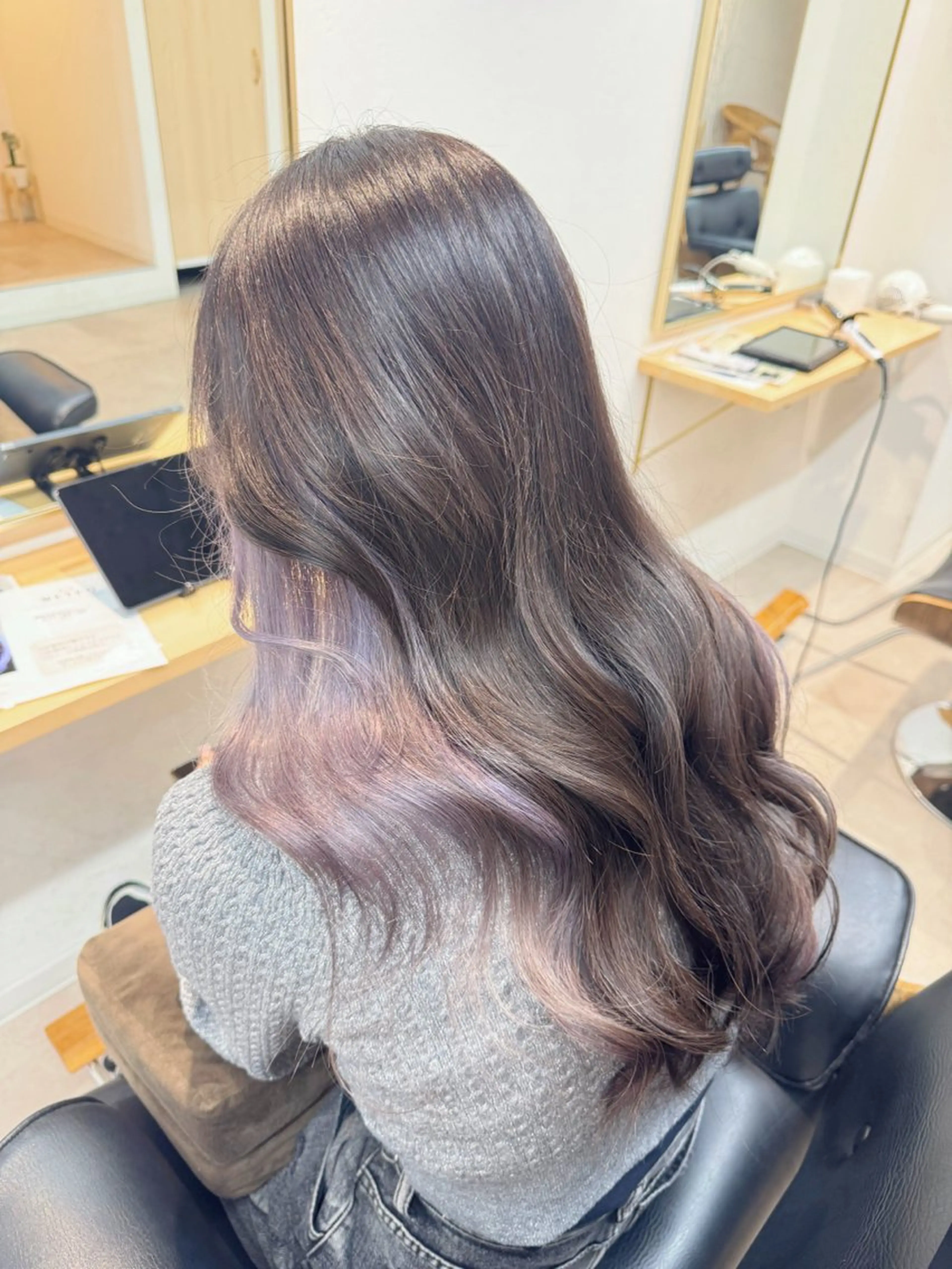 セミロング ヘアカラー toto./ NICHIKAのヘアスタイル