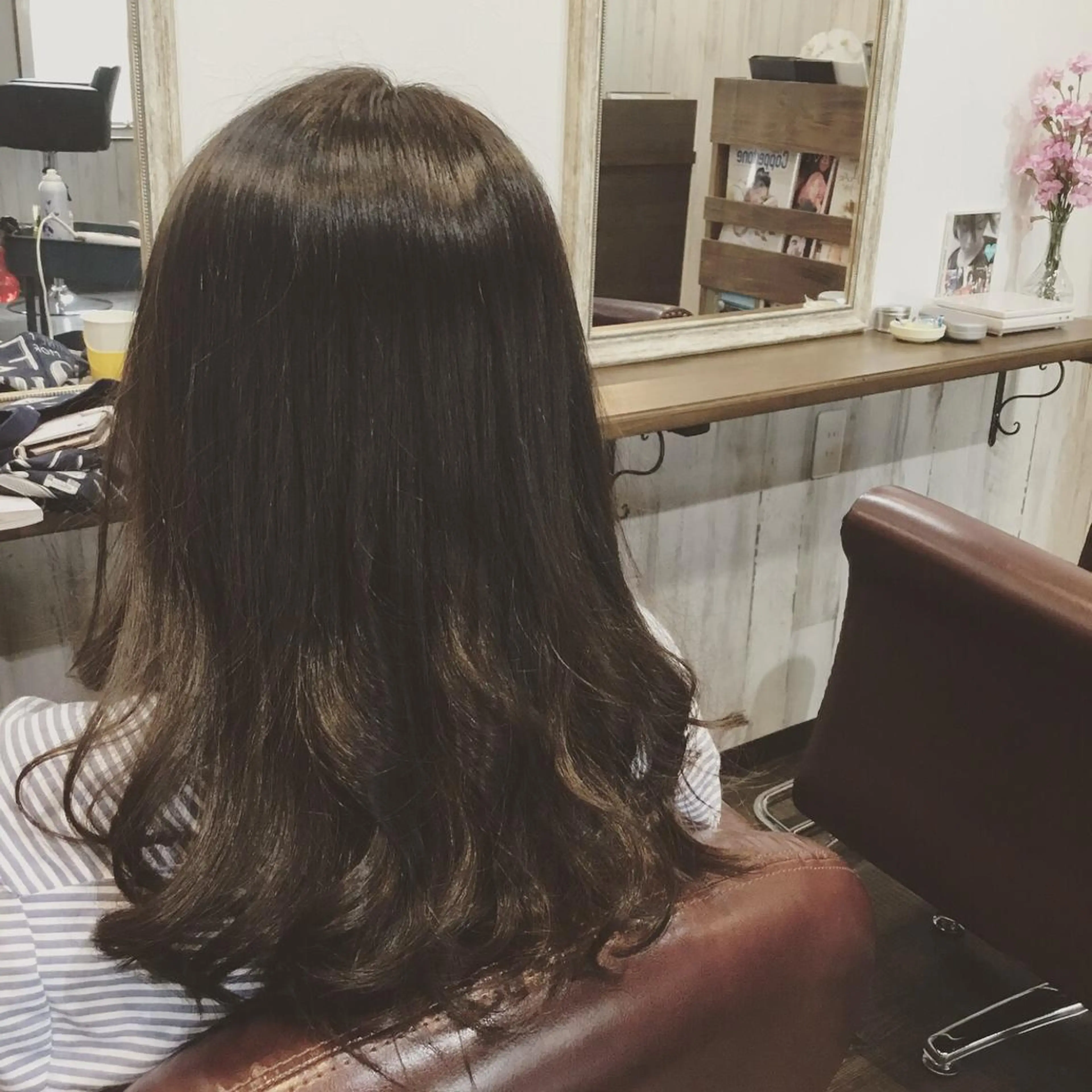 ミディアム カラー パーマ 金崎 新吾のヘアスタイル