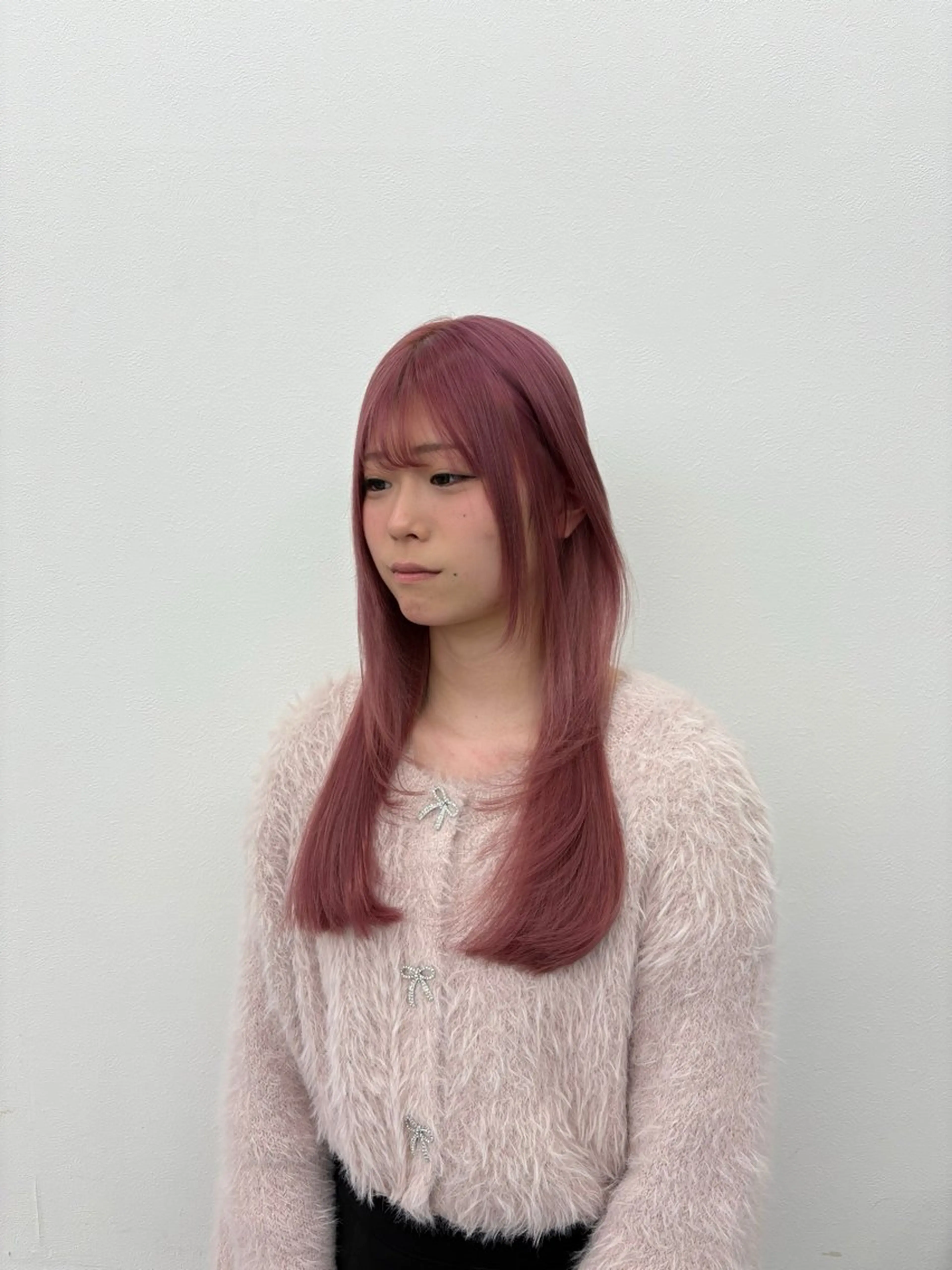 セミロング カラー カット 透明感ベージュ🤎 ナチュラルレイヤーのヘアスタイル