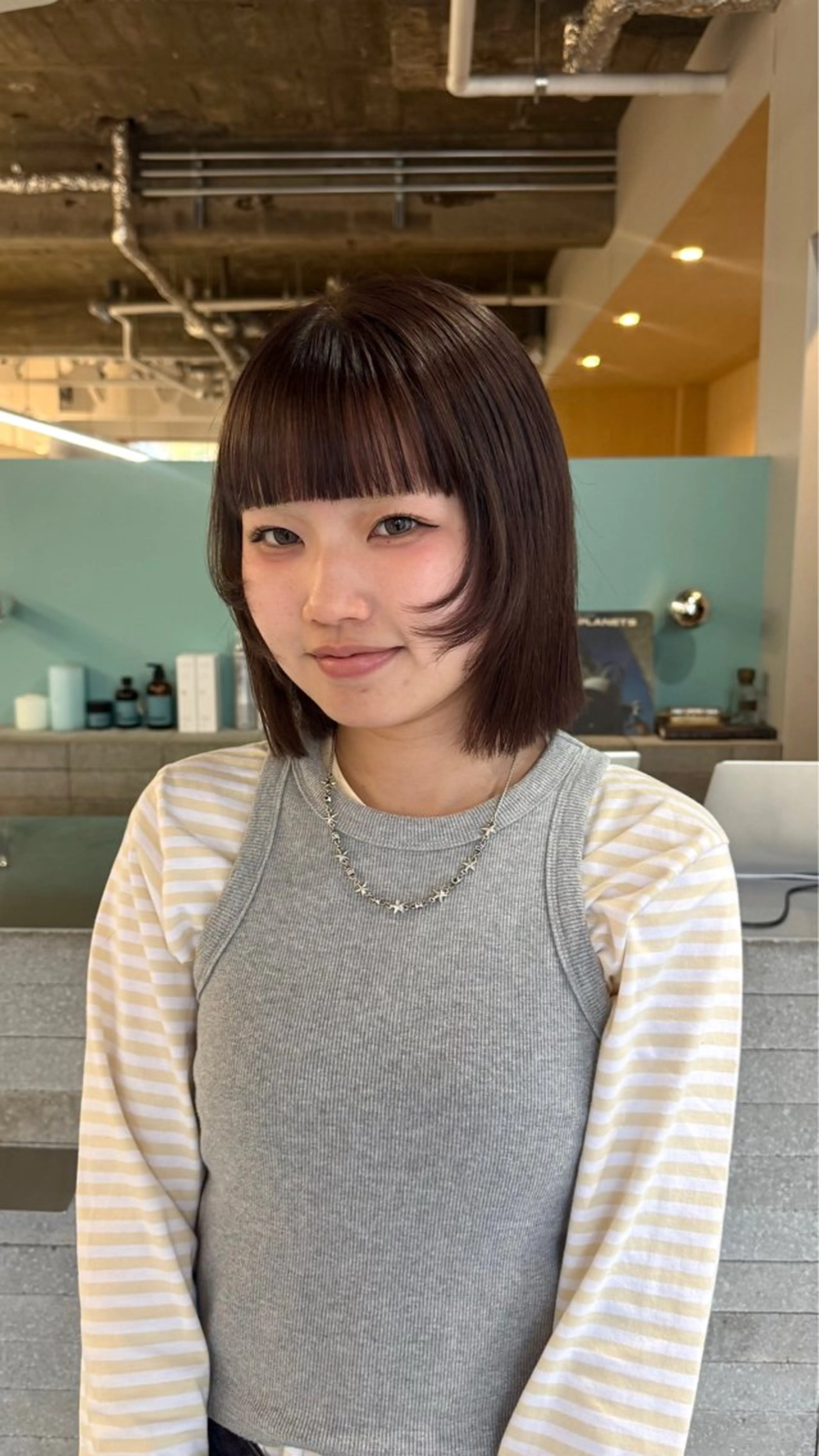 ミディアム カット ヘアカラー cipre 唯舞のヘアスタイル