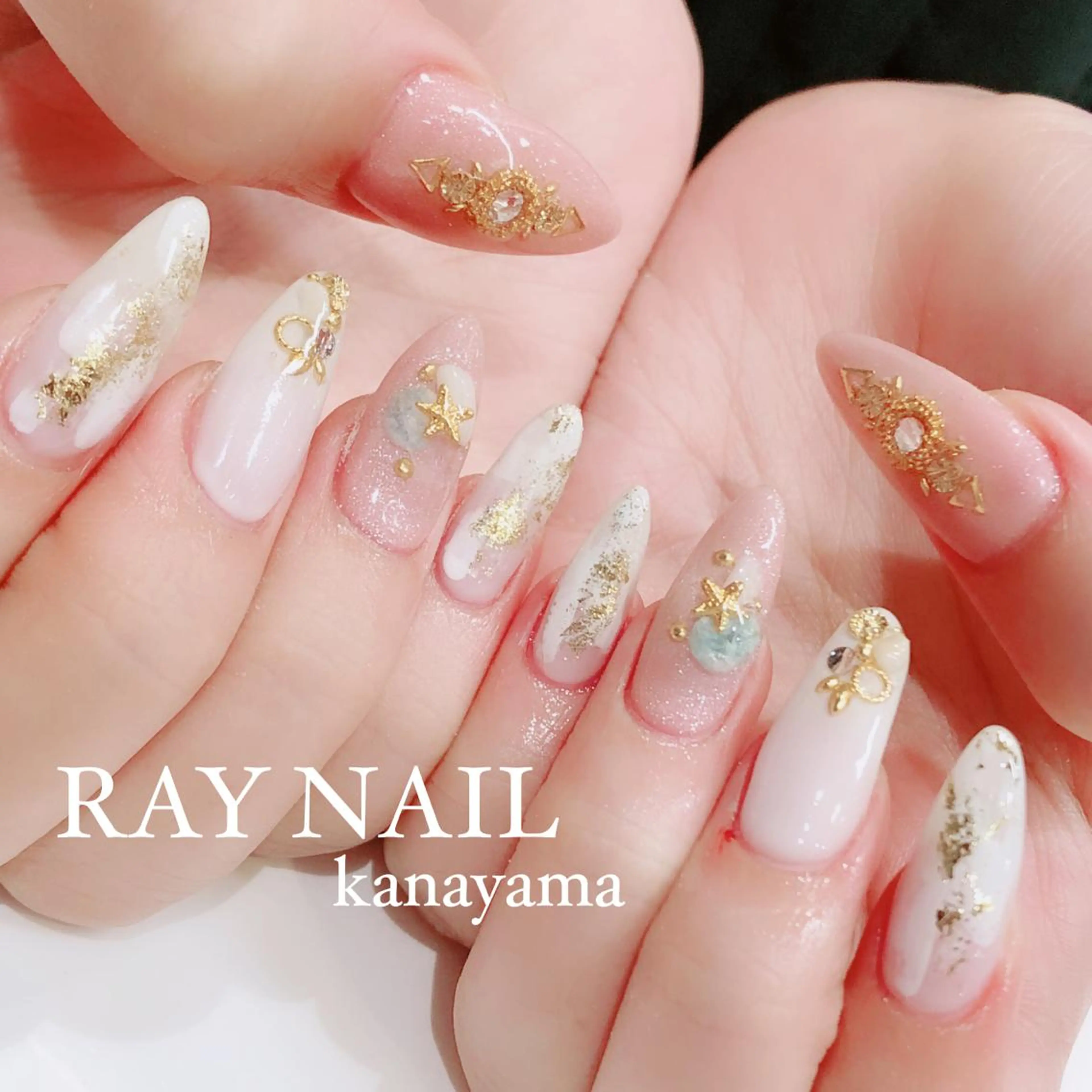 ネイル ニュアンスネイル 夏ネイル Arowa 伊田のネイルデザイン