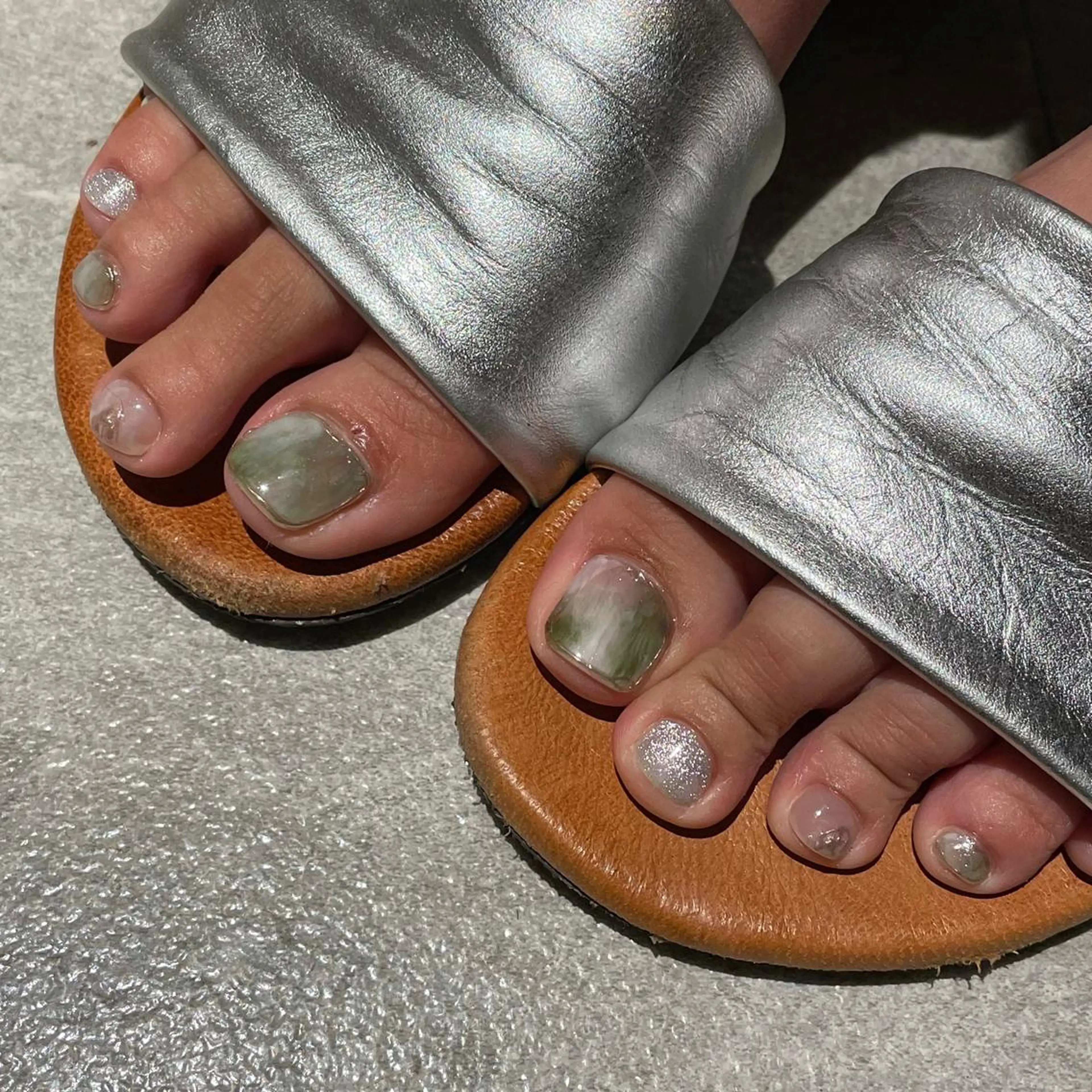 ネイル フットネイル Ami 🦥のネイルデザイン