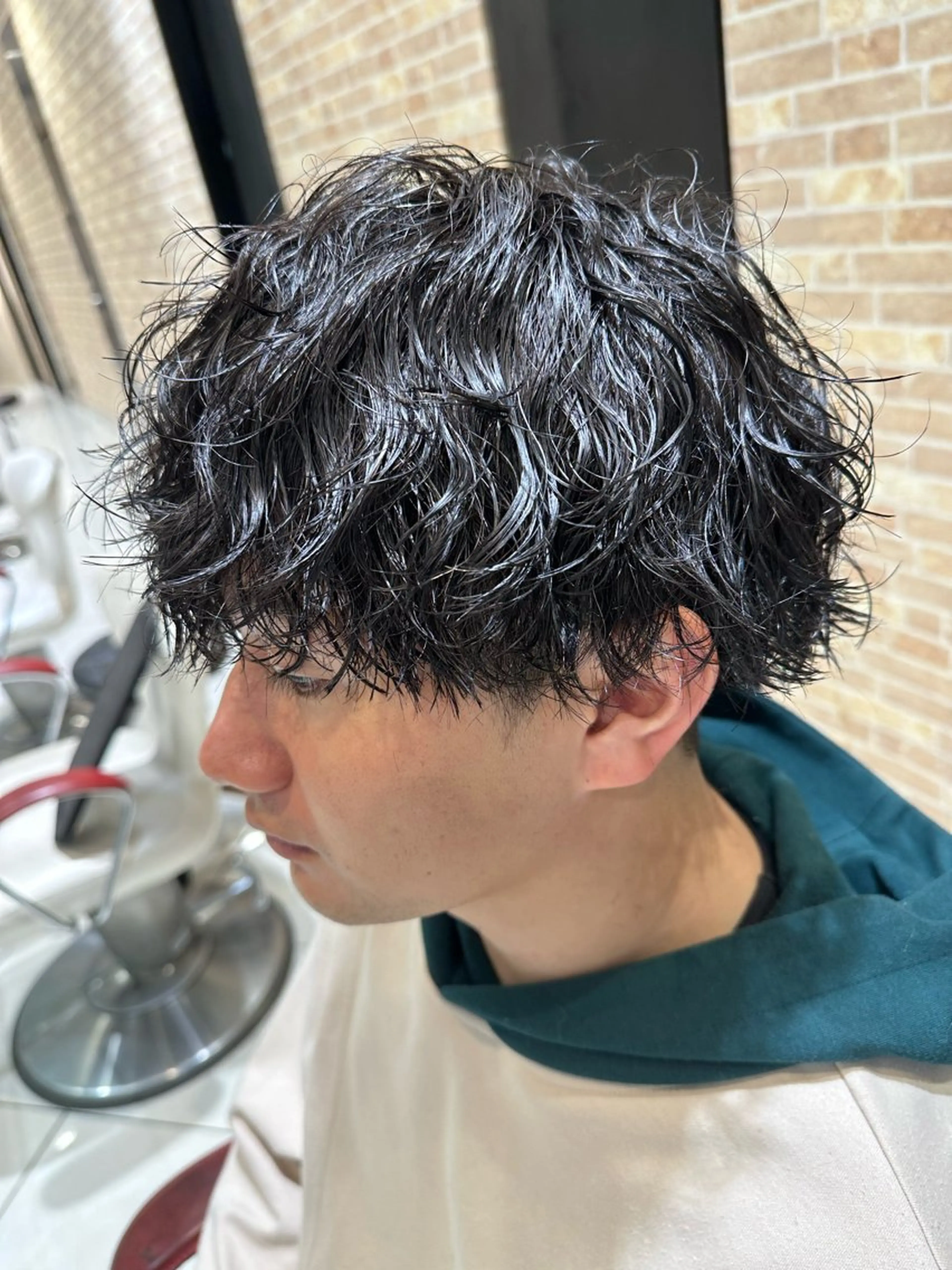 ショート パーマ メンズ メンズパーマ 波巻きパーマ 💈メンズ特化 美容師サキ💈のヘアスタイル