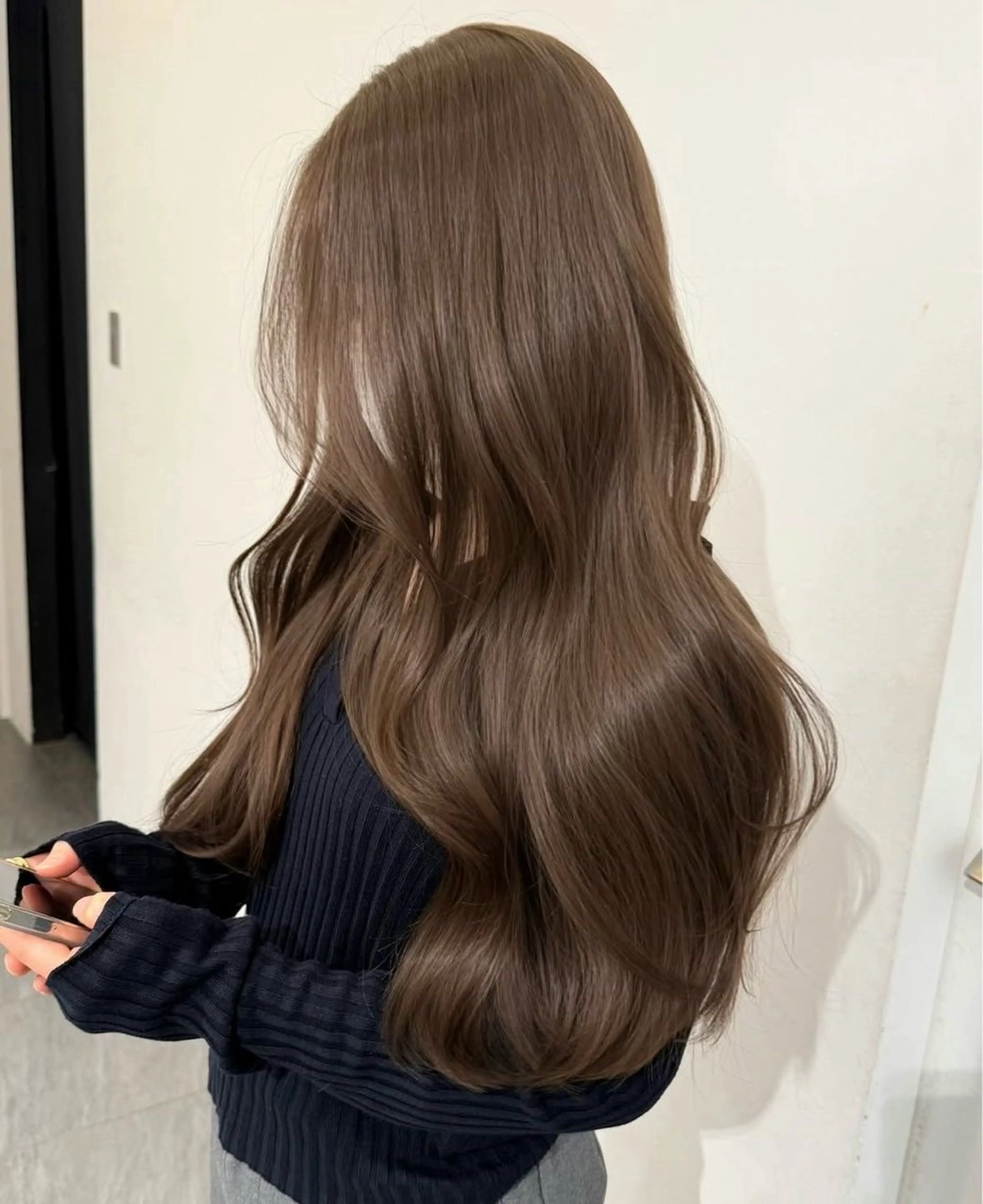 ロング カラー ヘアアレンジ カット ヘアカラー トリートメント ヘッドスパ ヘアセット 透け上品ハイトーン 職人ゆうと🤍のヘアスタイル