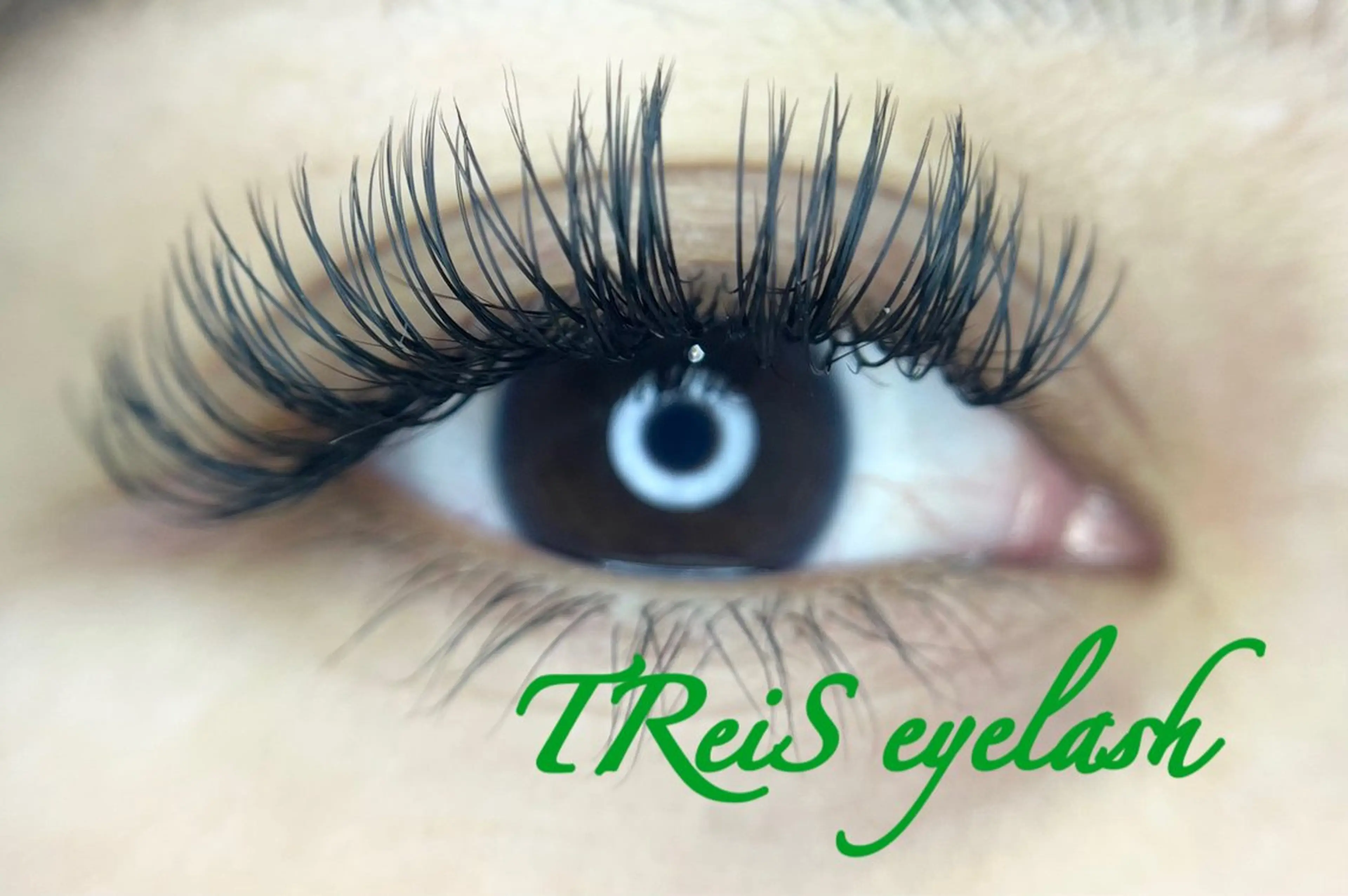 マツエク・マツパ TReiS所属・TReiS eyelashのマツエク・マツパデザイン